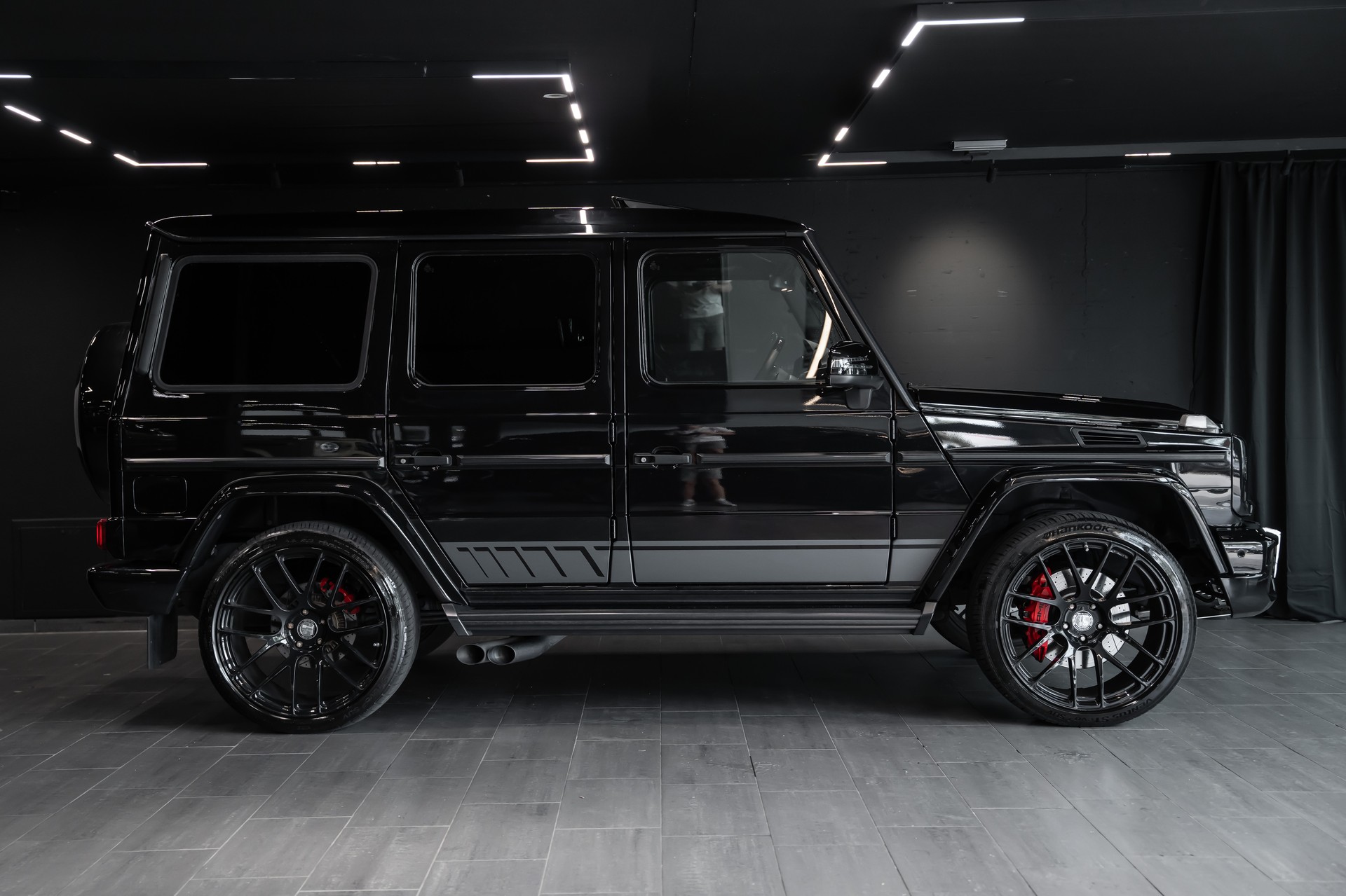 MERCEDES-BENZ G 63 AMG Edition 463 / Sitzkühlung / Sitzheizung hinten / Schiebedach / Brabus Abgasanlage / Brabus Felgen / AHK uvm..-image-2