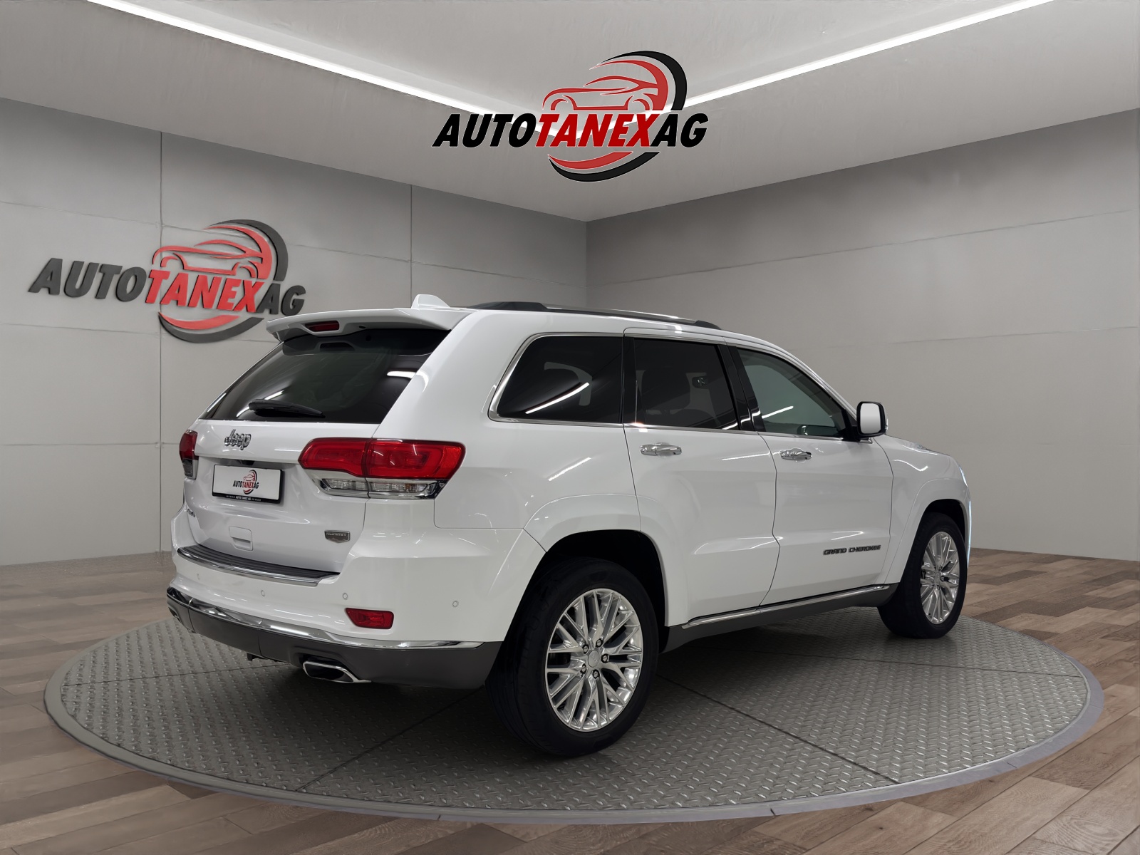 JEEP Grand Cherokee 3.0 CRD Summit Automatic-image-5