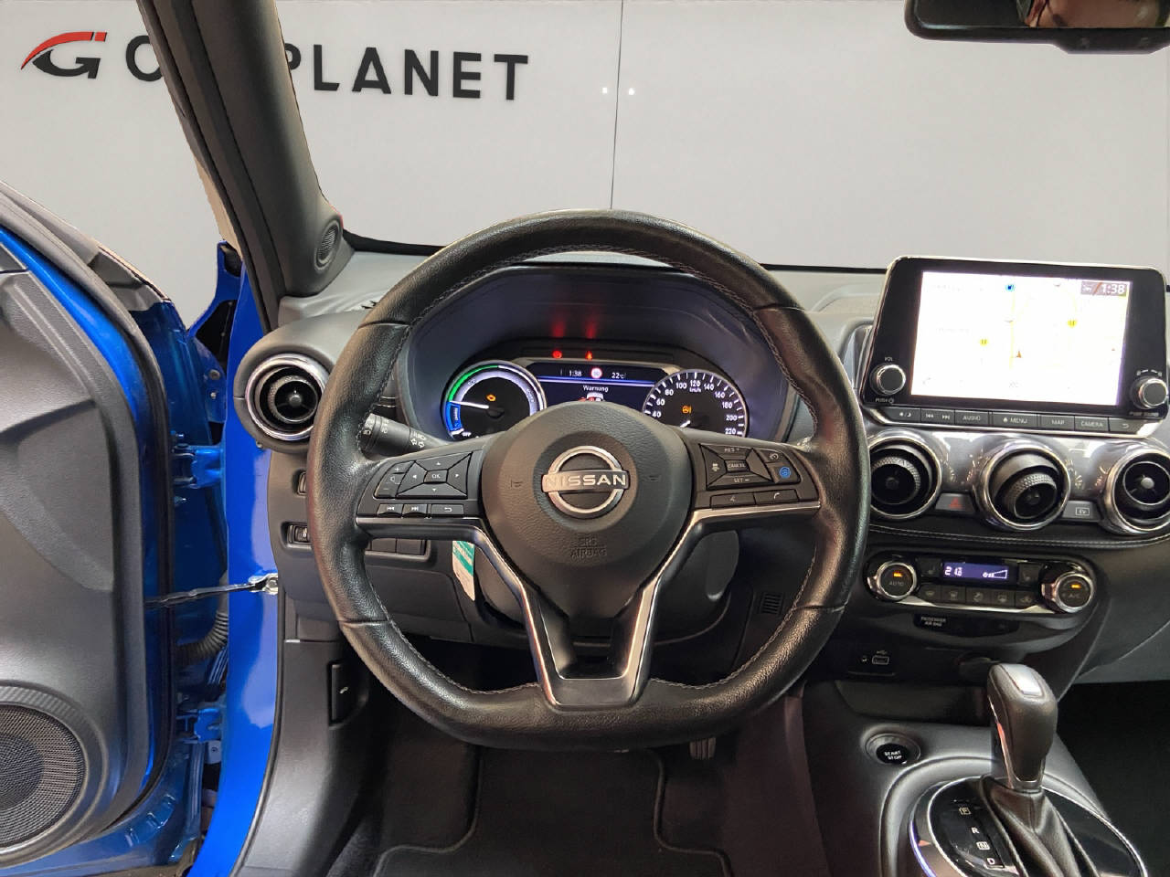 NISSAN Juke 1.6 Hybrid N-Connecta-image-6