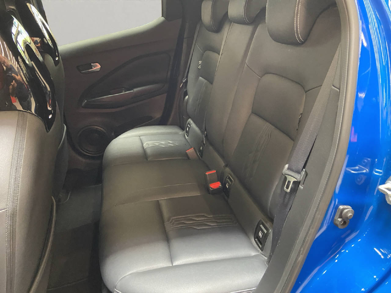 NISSAN Juke 1.6 Hybrid N-Connecta-image-12