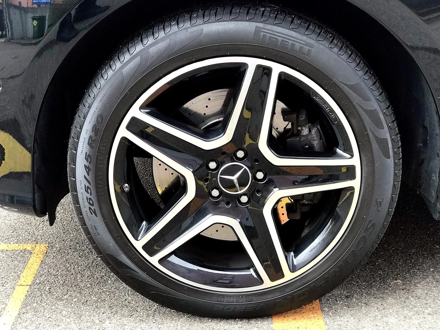 MERCEDES-BENZ GLE 43 AMG-image-3