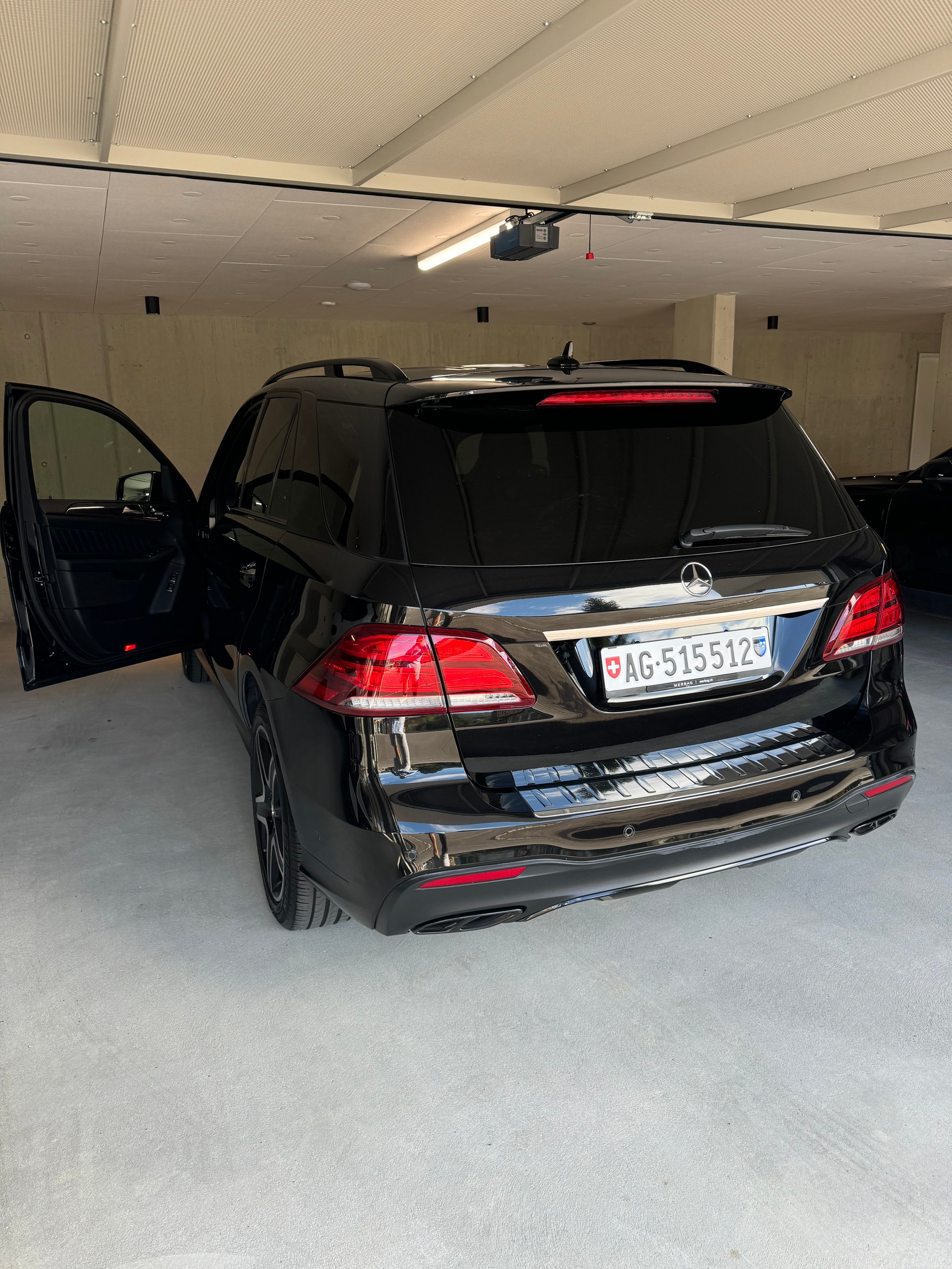 MERCEDES-BENZ GLE 43 AMG-image-1