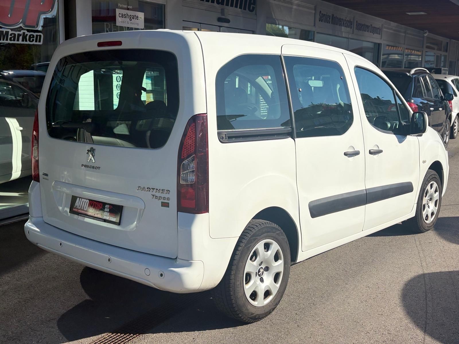 PEUGEOT Partner 1.6 BlueHDi Allure-showroom-element-3