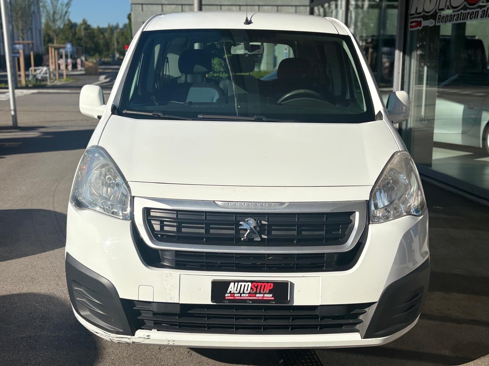 PEUGEOT Partner 1.6 BlueHDi Allure-showroom-element-1