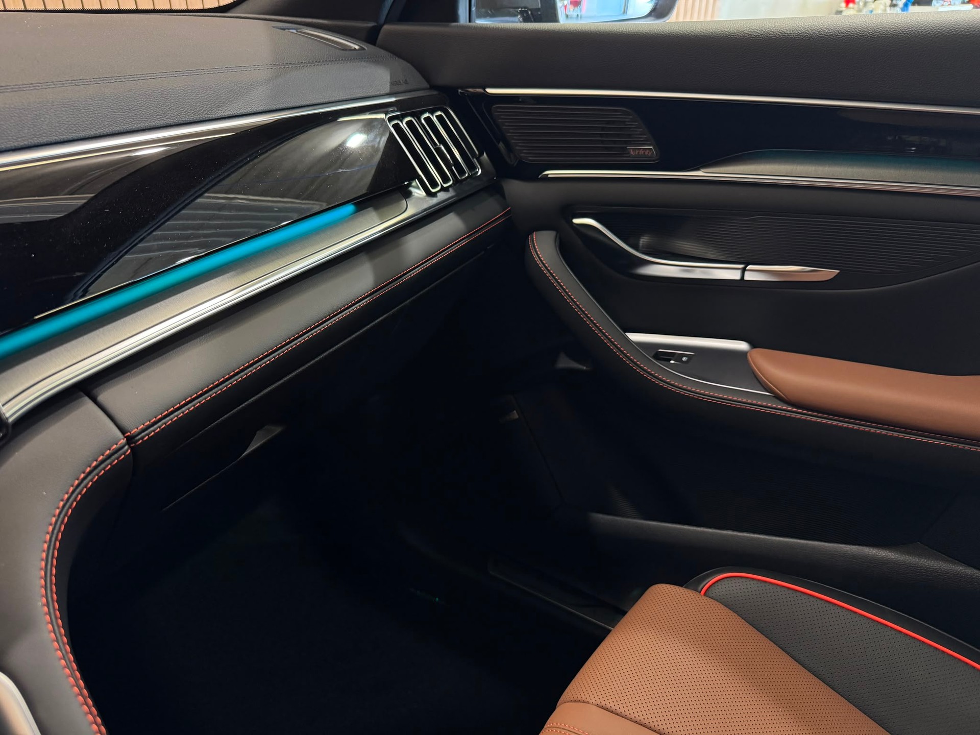 BYD Seal U DM-i Design AWD-image-14