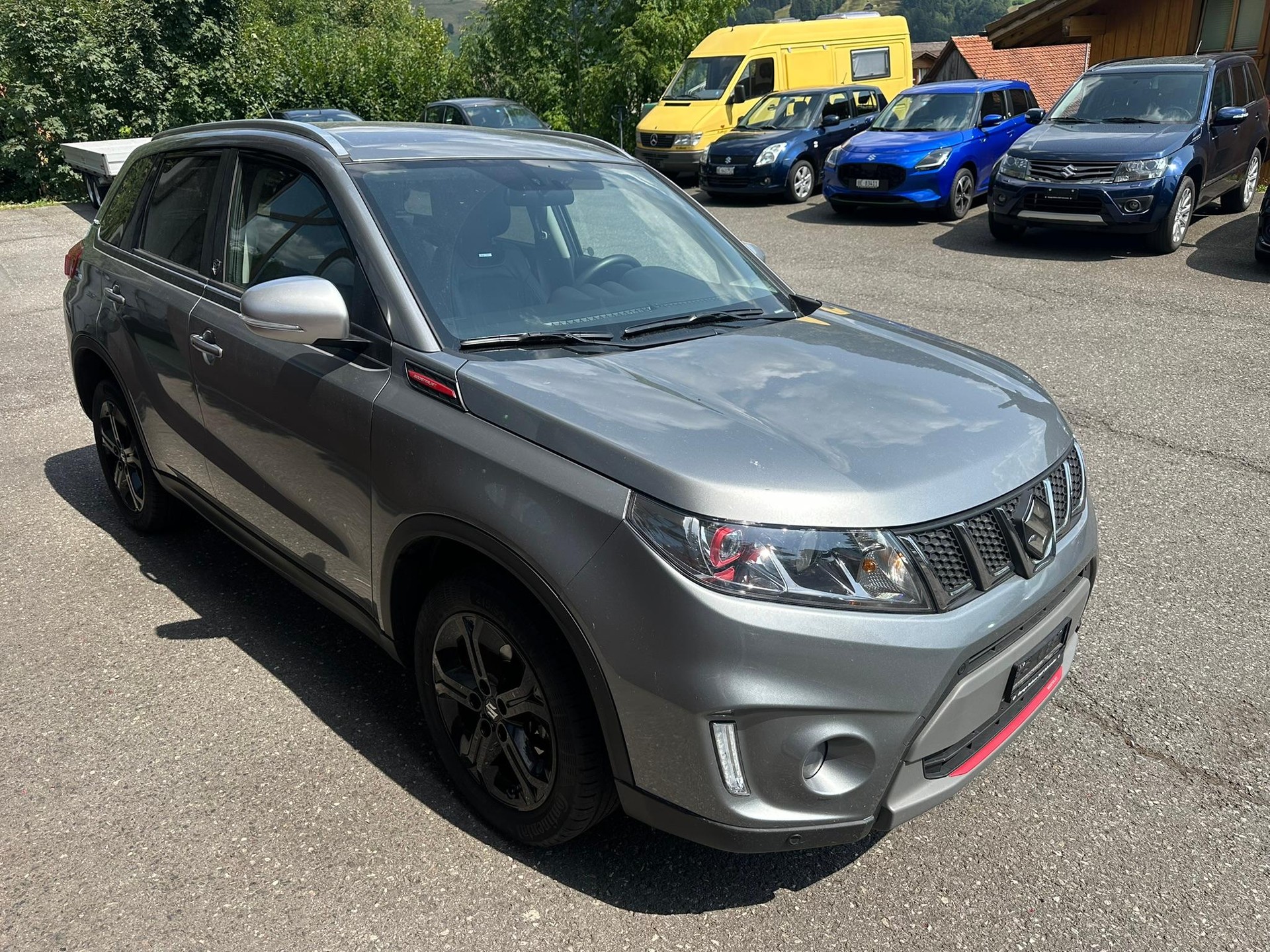 SUZUKI Vitara 1.4 T Sergio Cellano Top 4x4-image-6