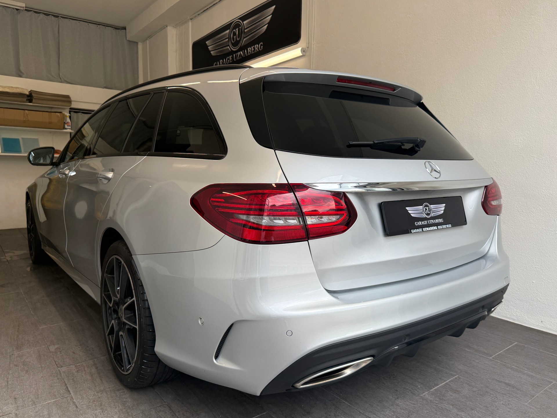 MERCEDES-BENZ C 200 AMG Line 4Matic 9G-Tronic Ab 280.- pro Monat-showroom-element-2