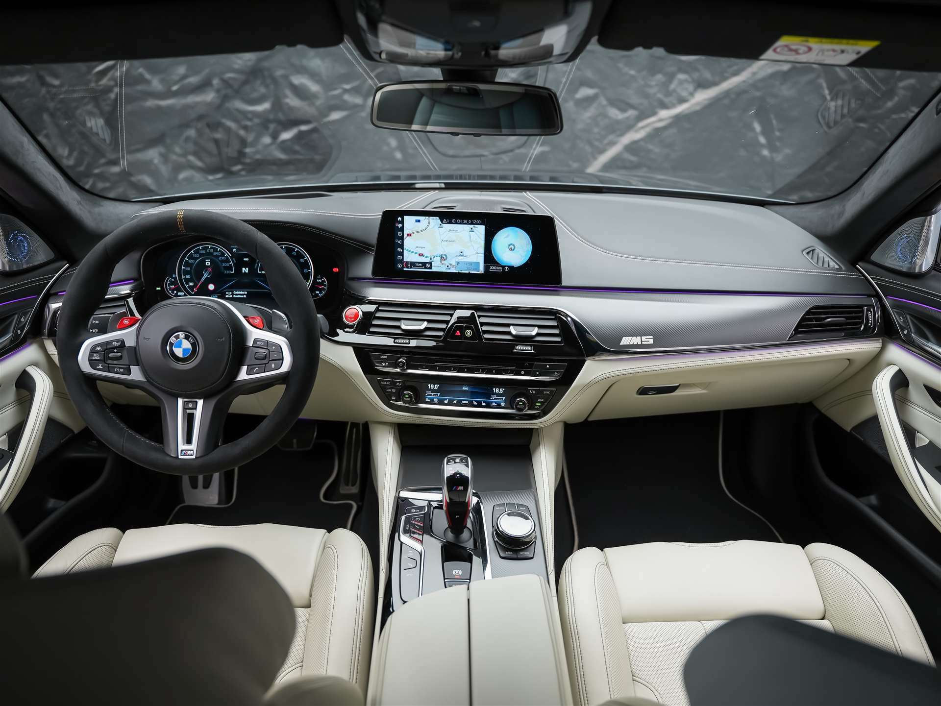 BMW M5 xDrive Competition Drivelogic *CH Auto*Massage*Keramik*Bowers&Wilkins*H&R*-image-20