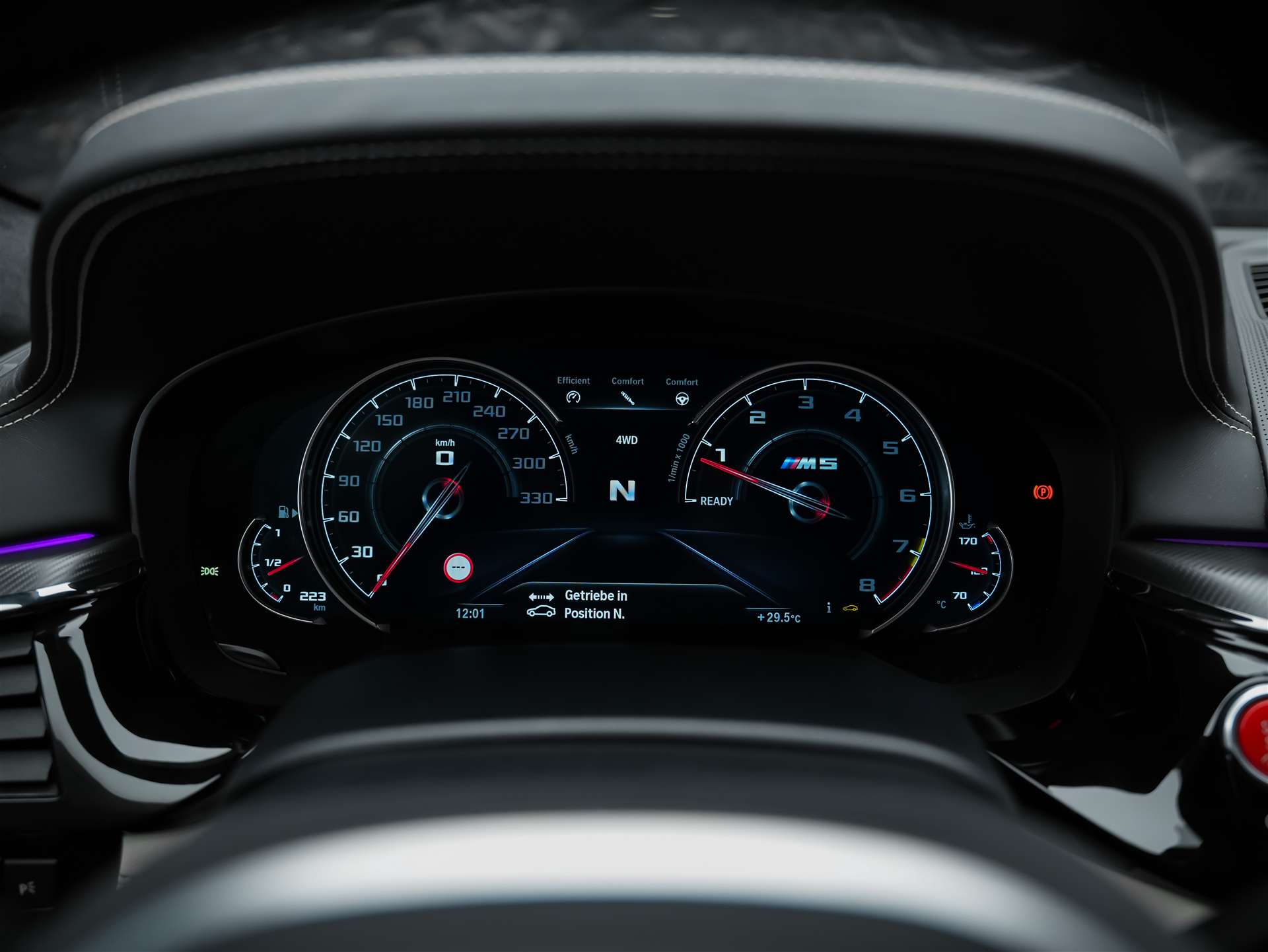 BMW M5 xDrive Competition Drivelogic *CH Auto*Massage*Keramik*Bowers&Wilkins*H&R*-image-34