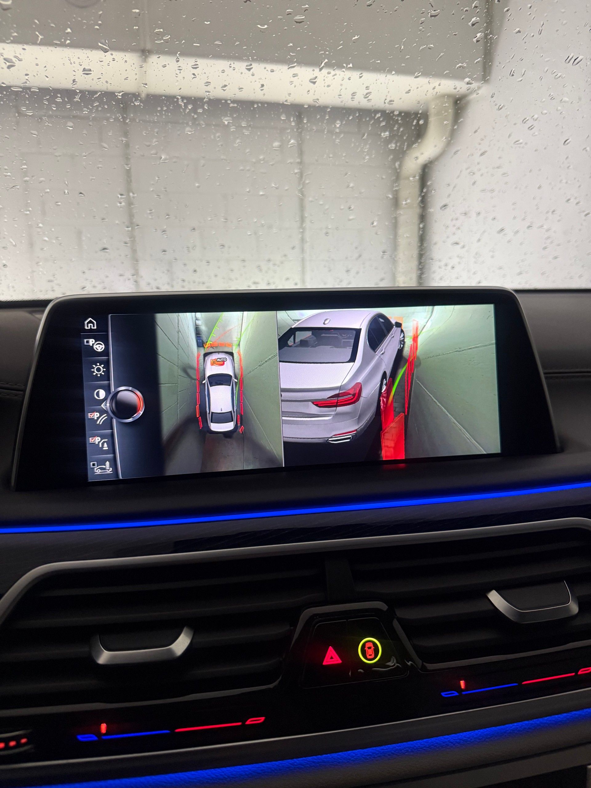 BMW 750i xDrive Steptronic-image-10