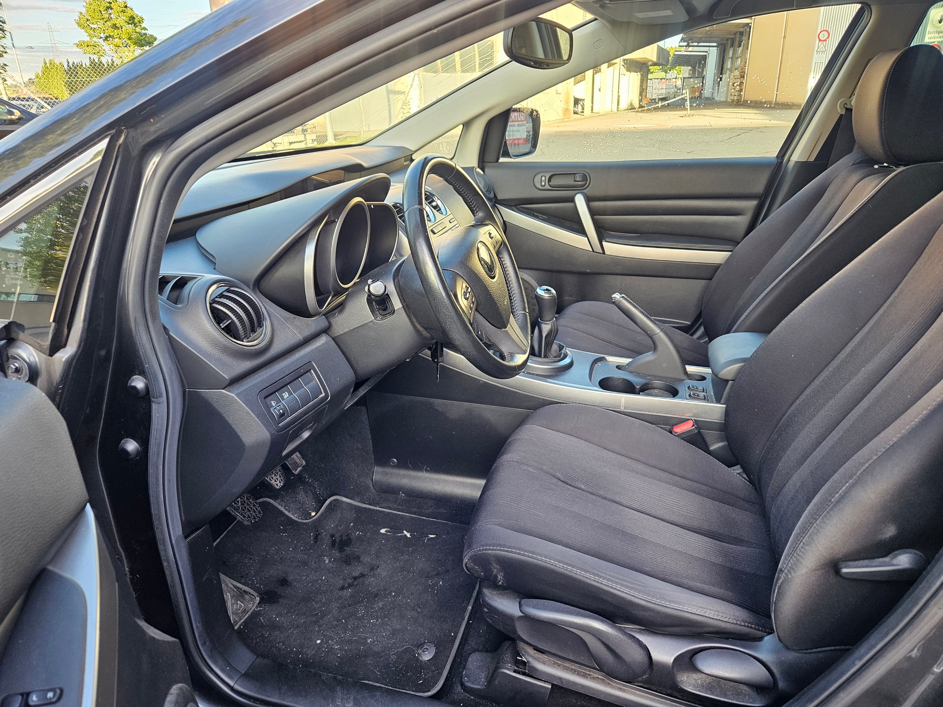MITSUBISHI Grandis 2.0 16V DID Swiss Edition-image-8