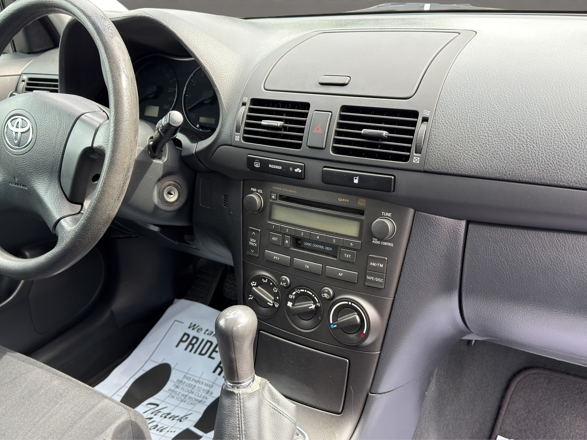 TOYOTA Avensis 1.8 VVT-i Linea Luna Sportswagon mit anhänger 1300 kg-image-12