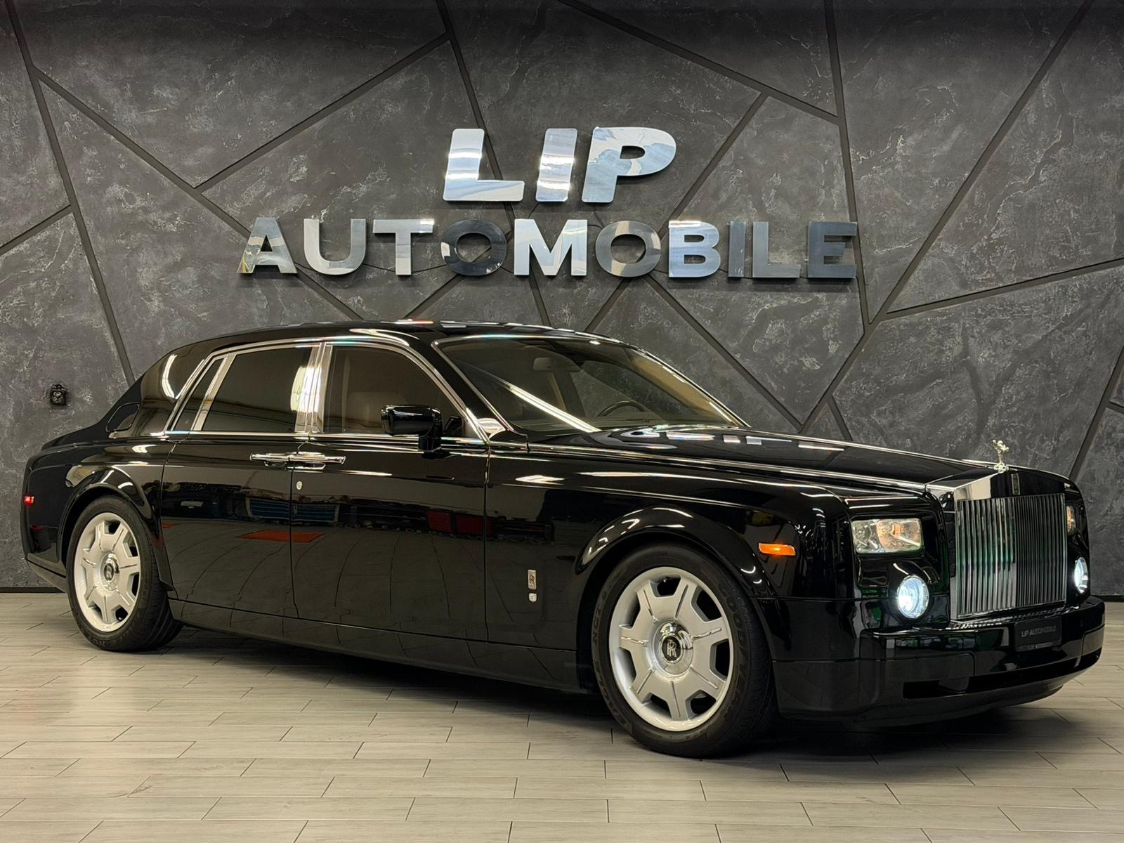 ROLLS-ROYCE Phantom 6.7 V12-showroom-element-2