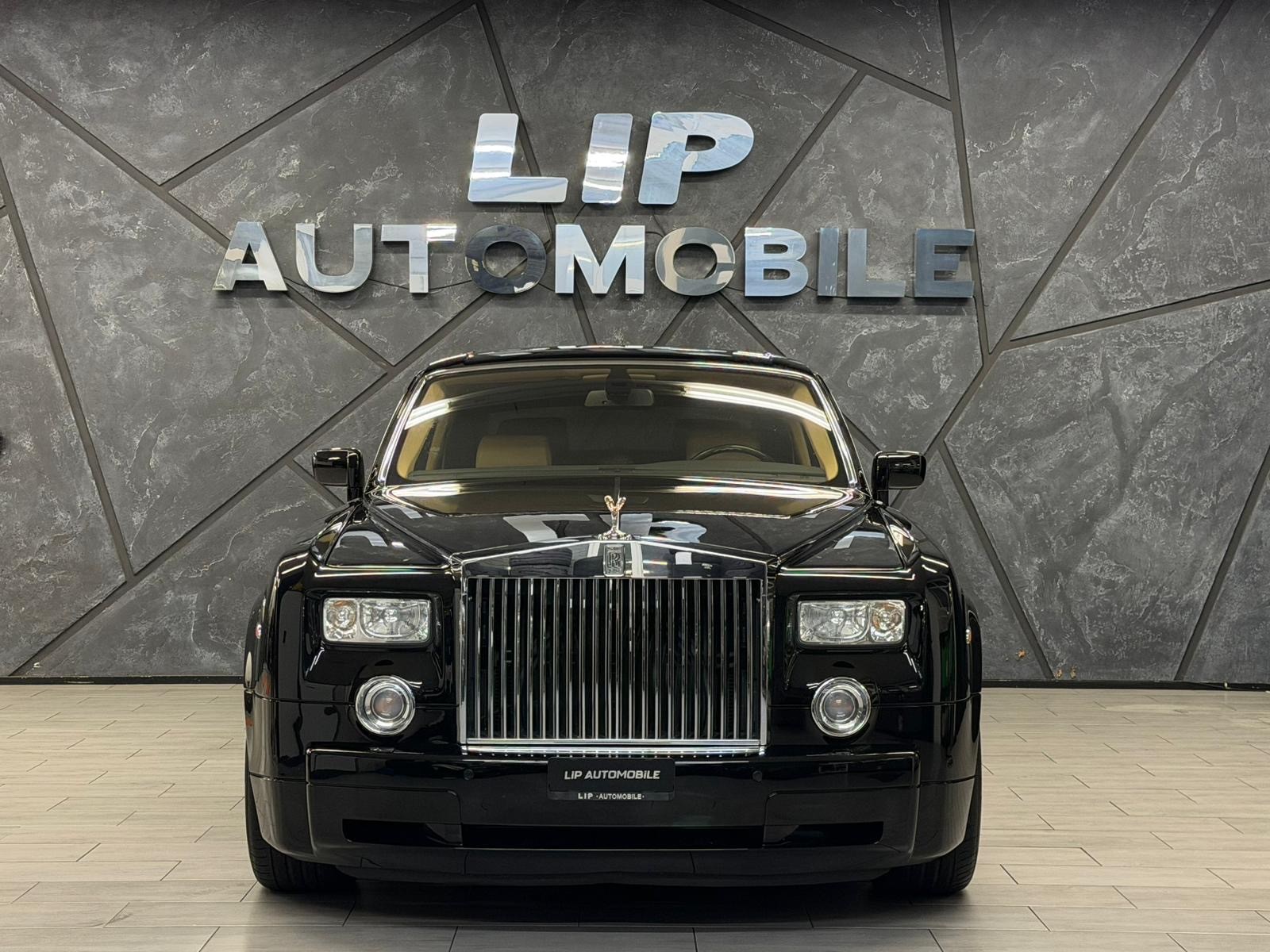 ROLLS-ROYCE Phantom 6.7 V12-showroom-element-1