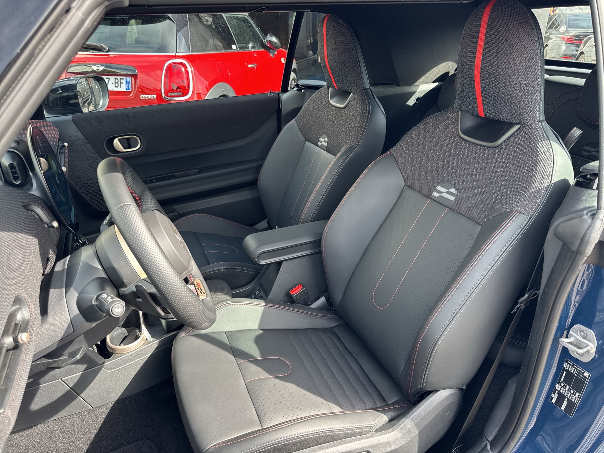 MINI Cooper John Cooper Works Cabriolet DKG-image-9
