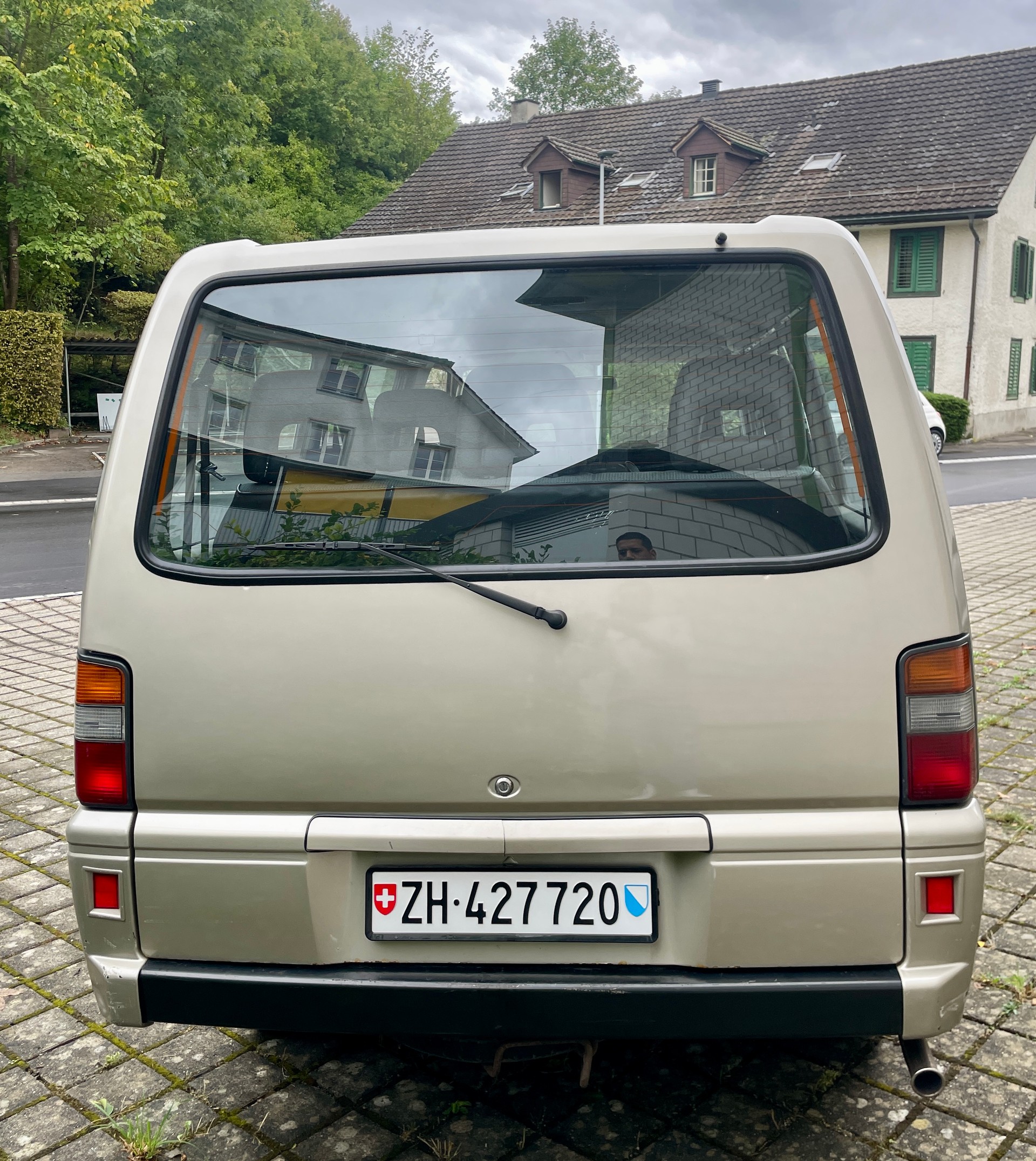 MITSUBISHI Veteranen Fahrzeug / Oldtimer / 9 Plätzer-image-2