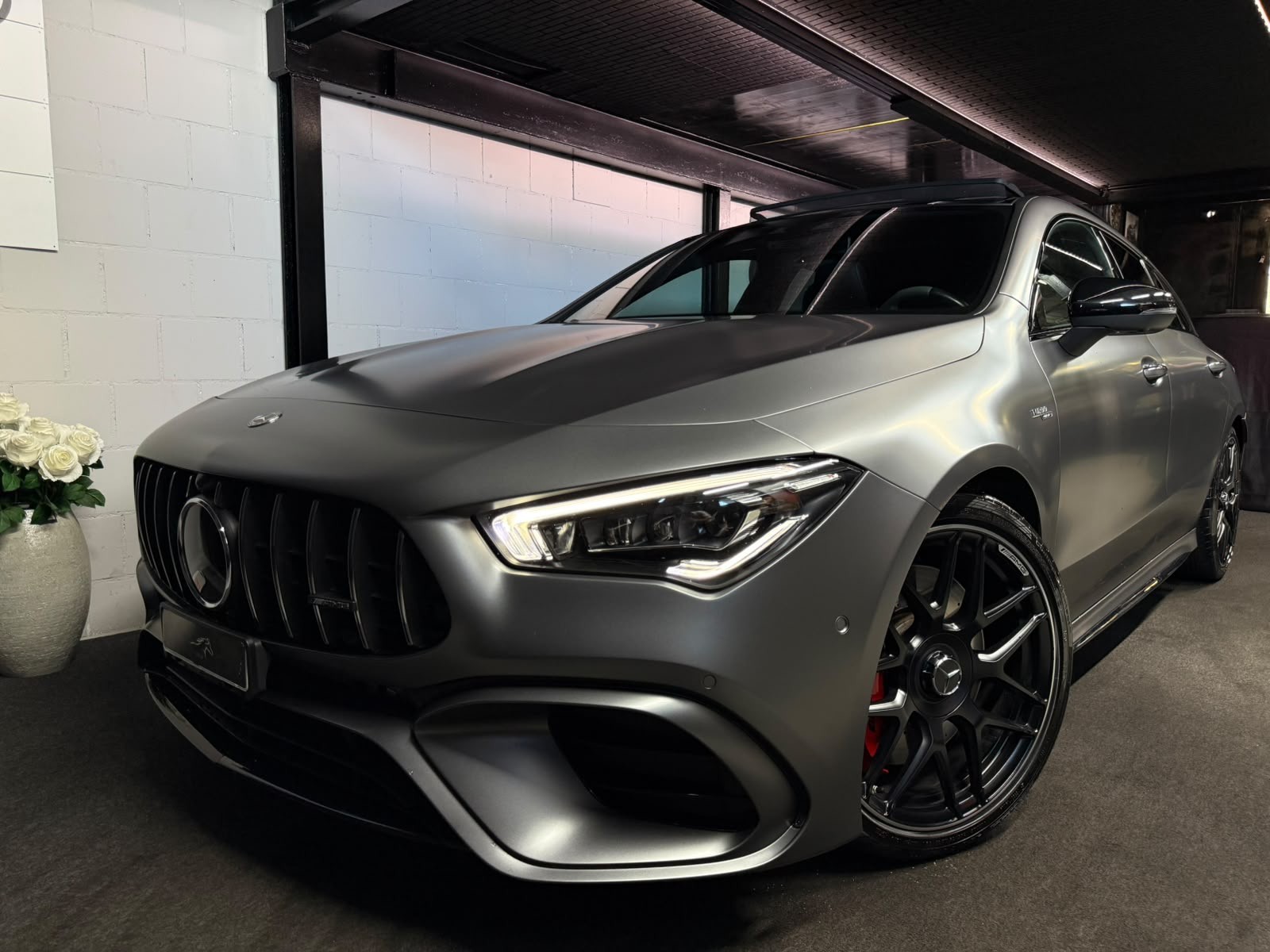 MERCEDES-BENZ CLA Shooting Brake 45 S AMG 4Matic+ 8G-DCT-showroom-element-1