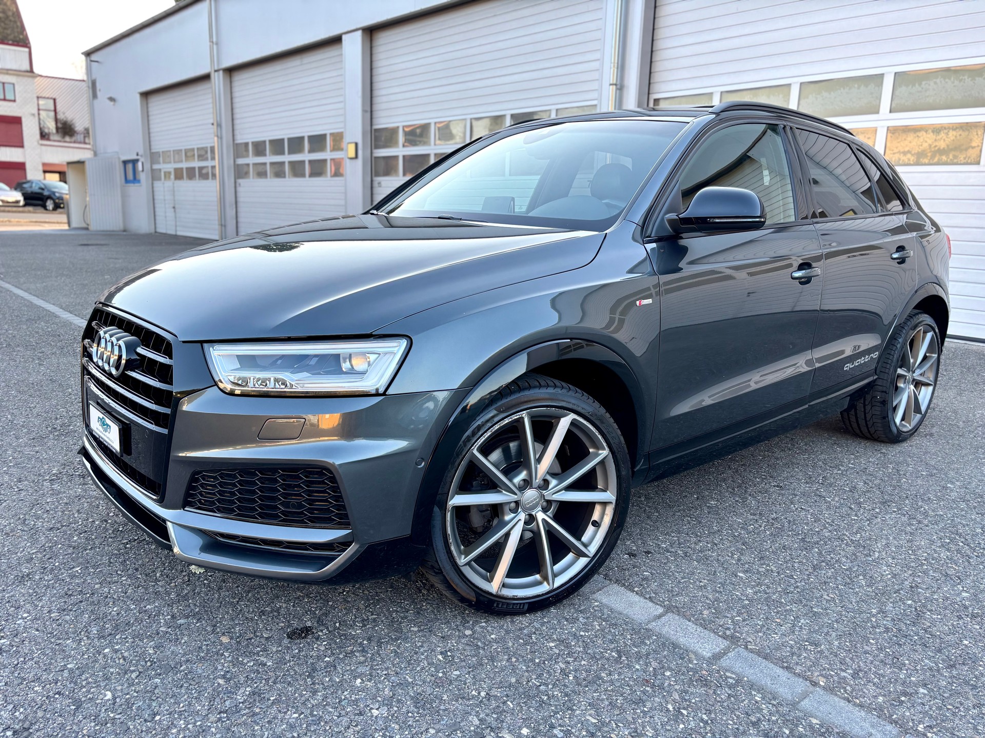 AUDI Q3 2.0 TFSI SPORT 220 PS QUATTRO S-tronic/S-Line
