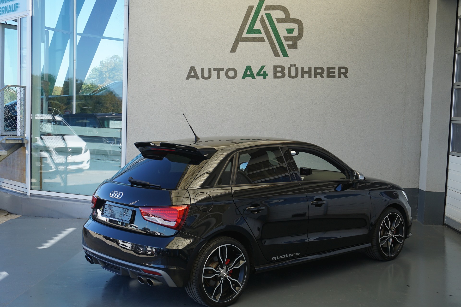 AUDI S1 2.0 TFSI Sport quattro 6-Gang 230PS-image-6