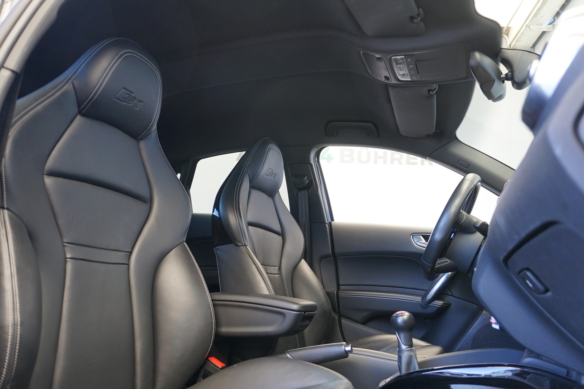AUDI S1 2.0 TFSI Sport quattro 6-Gang 230PS-image-17