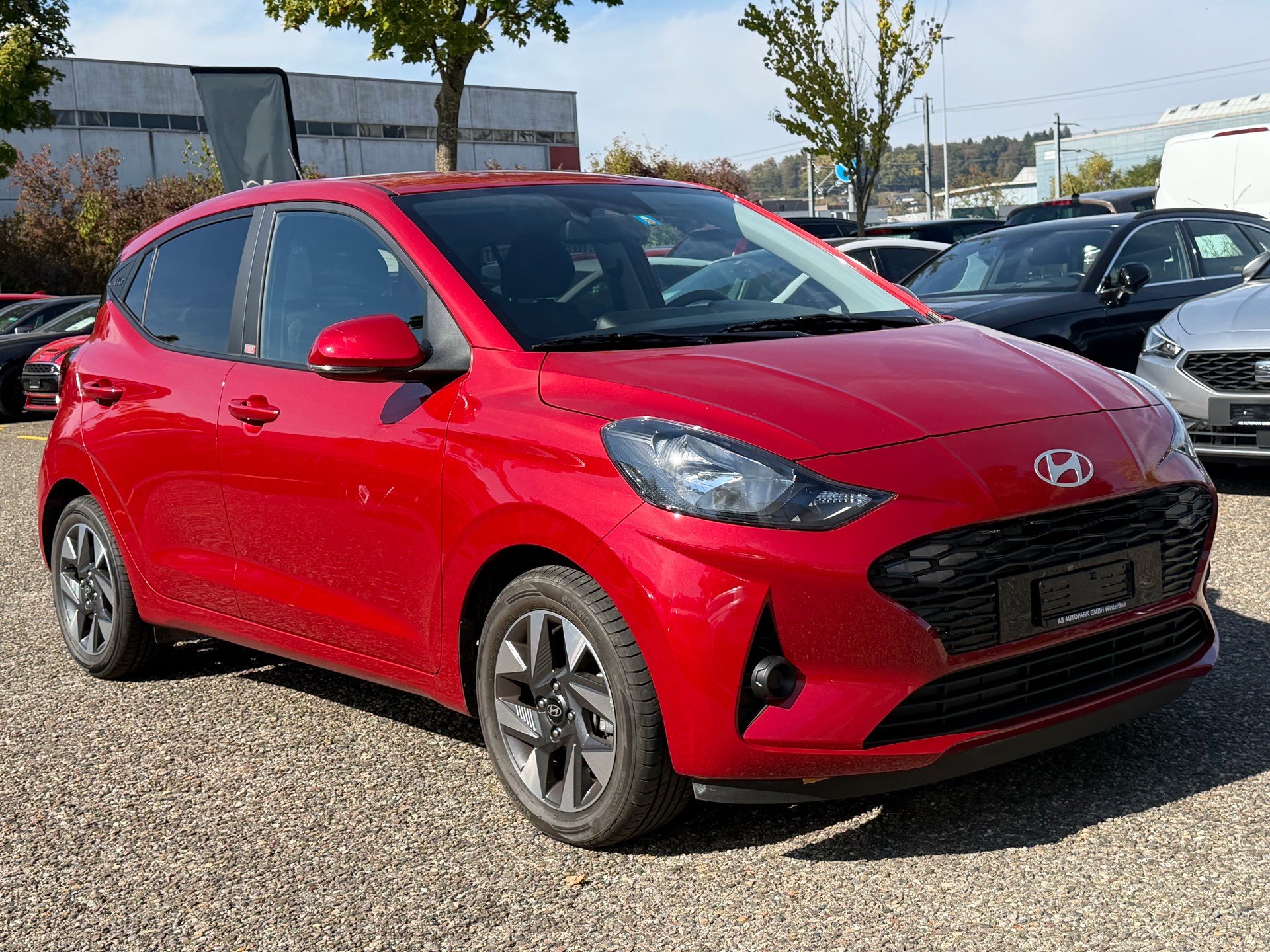 HYUNDAI i10 1.2 Amplia Automat-showroom-element-2