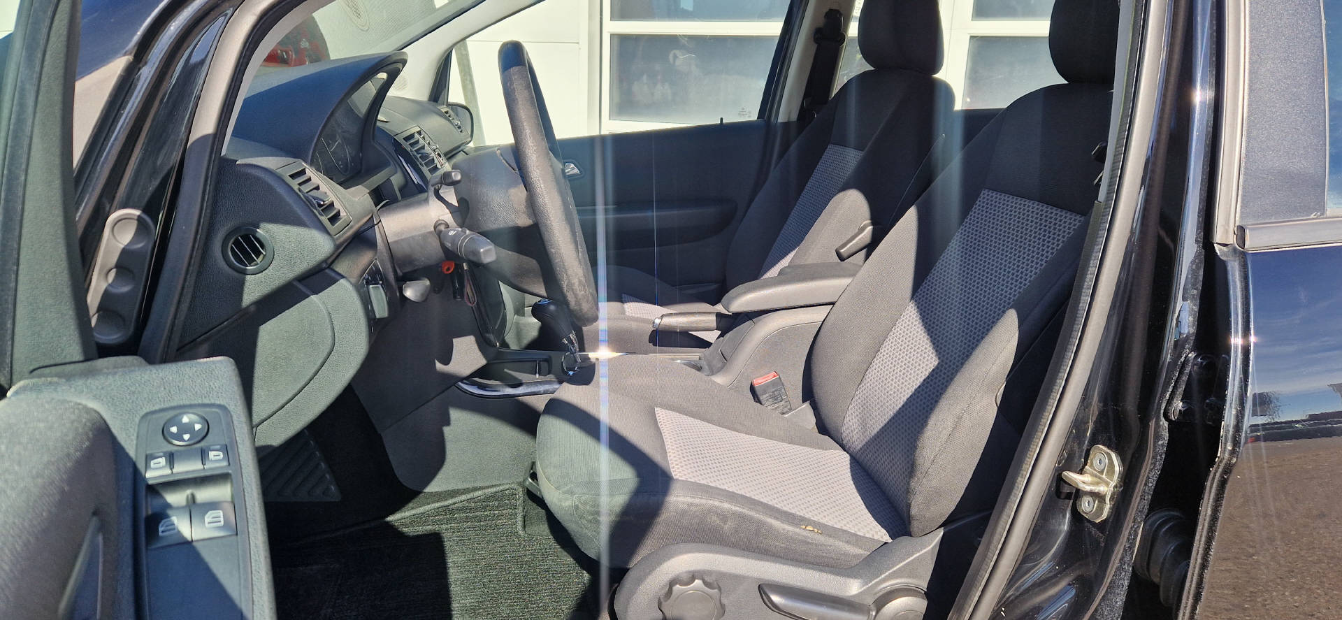 MERCEDES-BENZ A 150 Classic Automatic-image-4