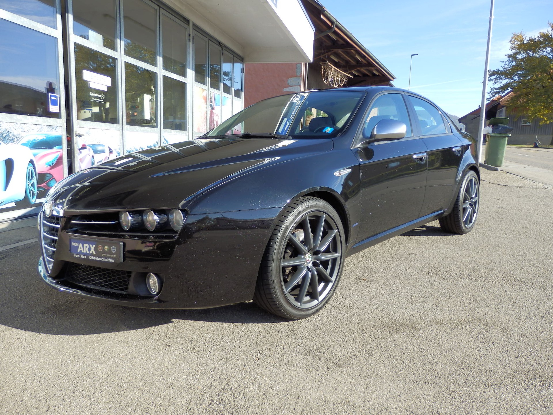 ALFA ROMEO 159 1.9JTD TI Q-Tronic-showroom-element-1
