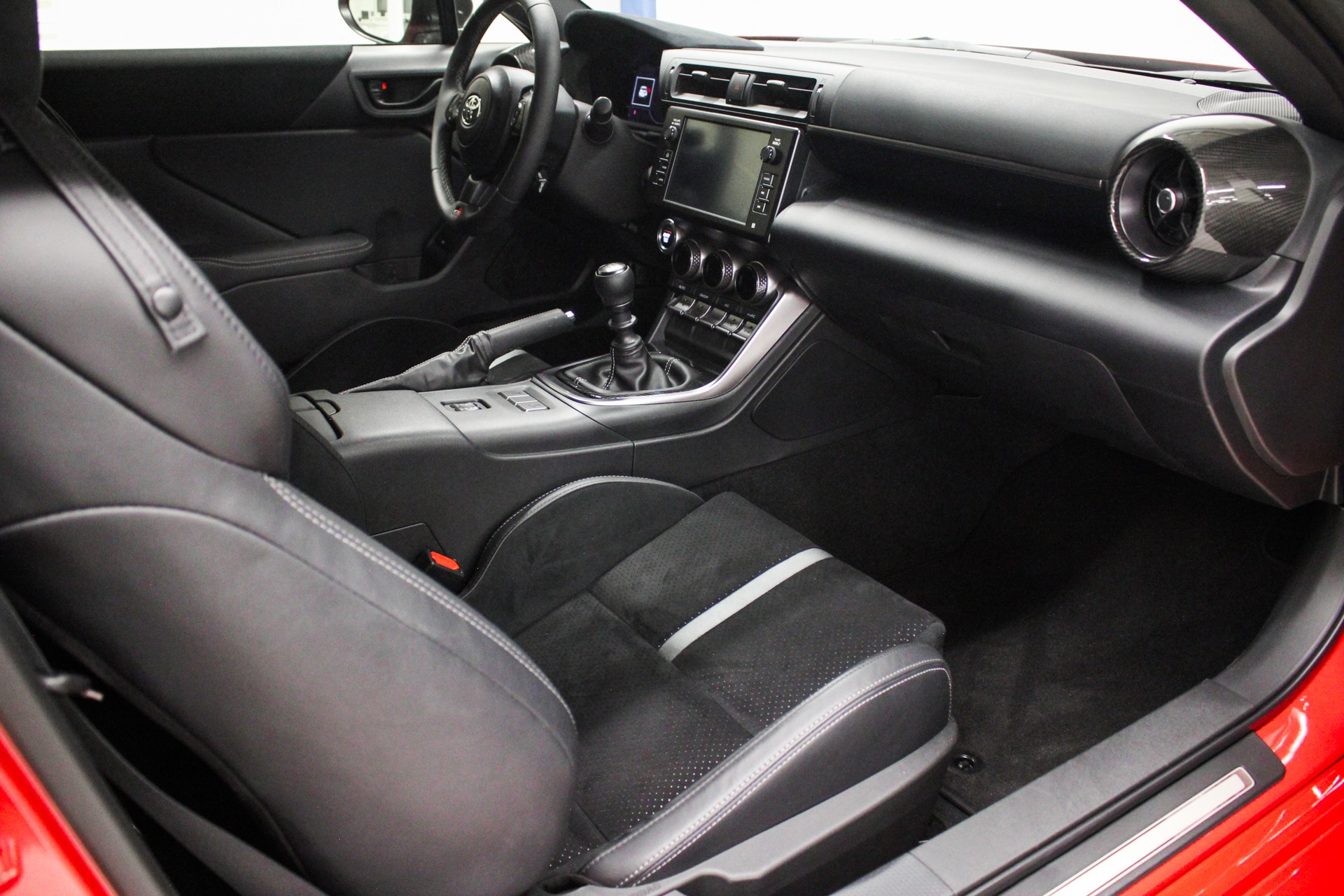 TOYOTA GR 86 2.4 Sport+-image-11