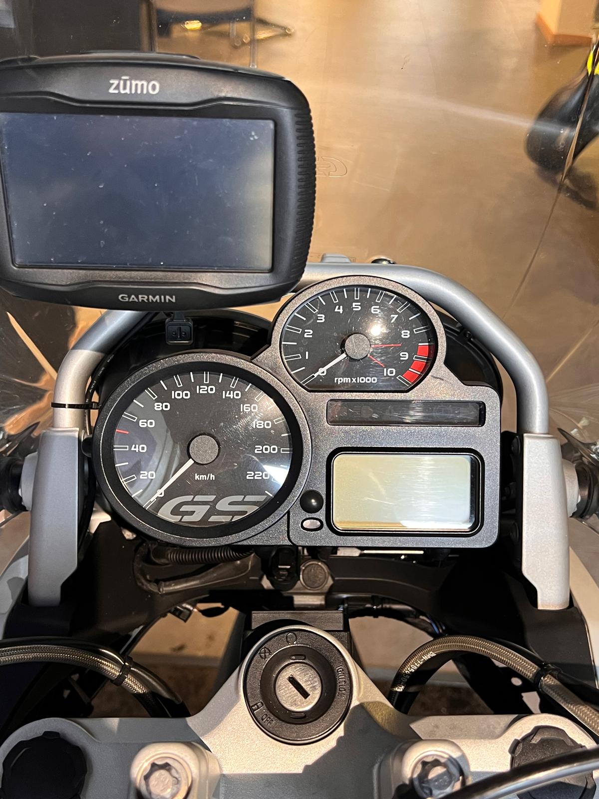 BMW R 1200 GS Triple Black ABS-image-7