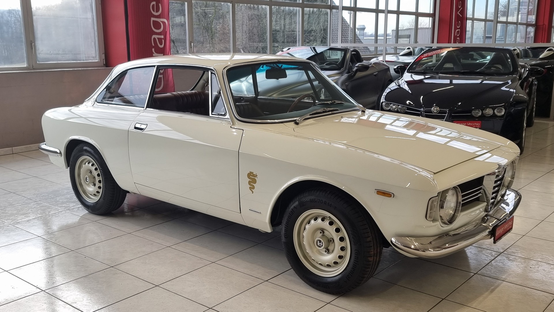 ALFA ROMEO GT 1600 Veloce-image-10