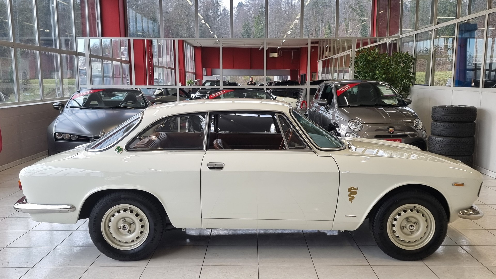 ALFA ROMEO GT 1600 Veloce-image-8