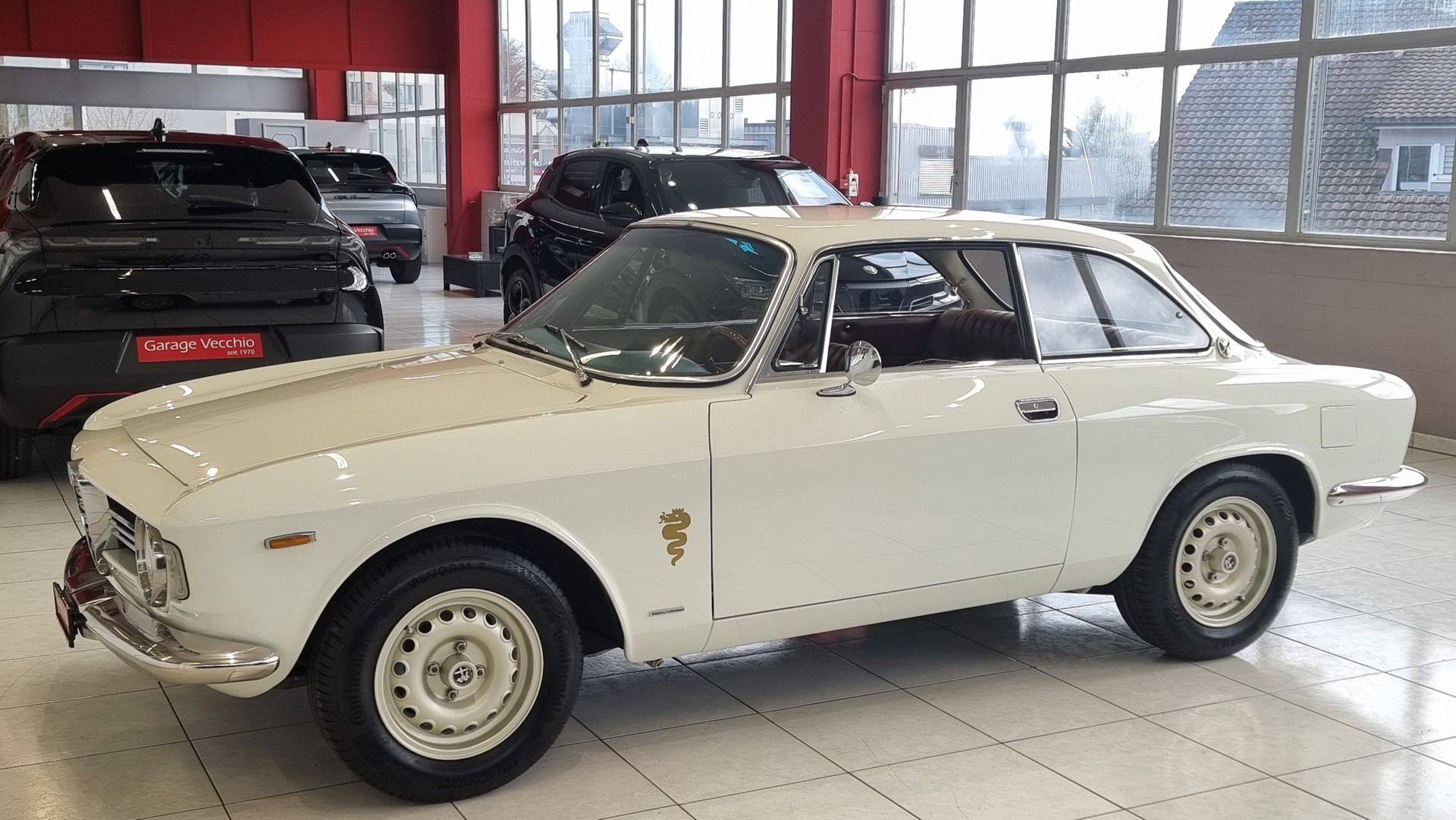 ALFA ROMEO GT 1600 Veloce-showroom-element-3