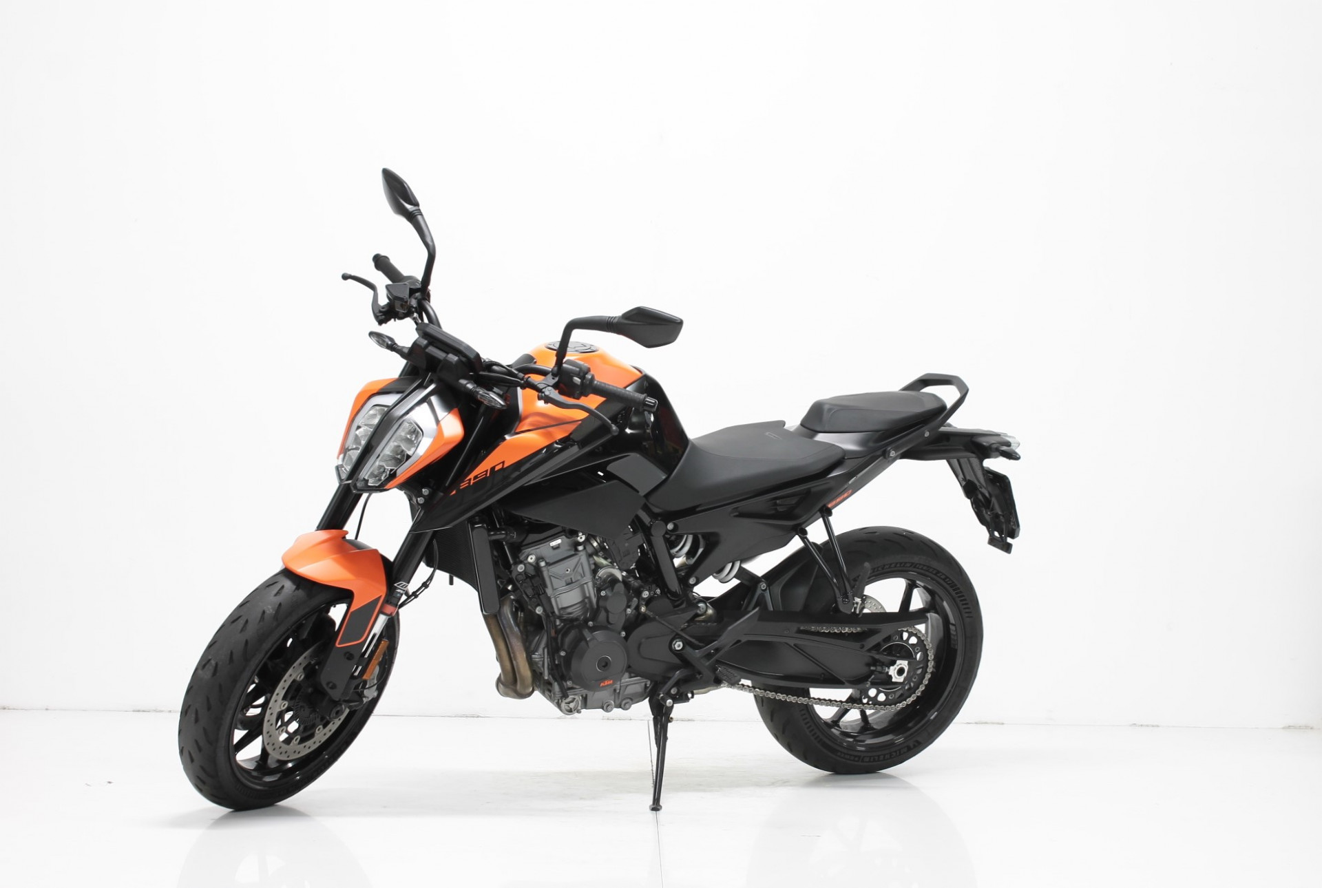 KTM 890 Duke-image-5