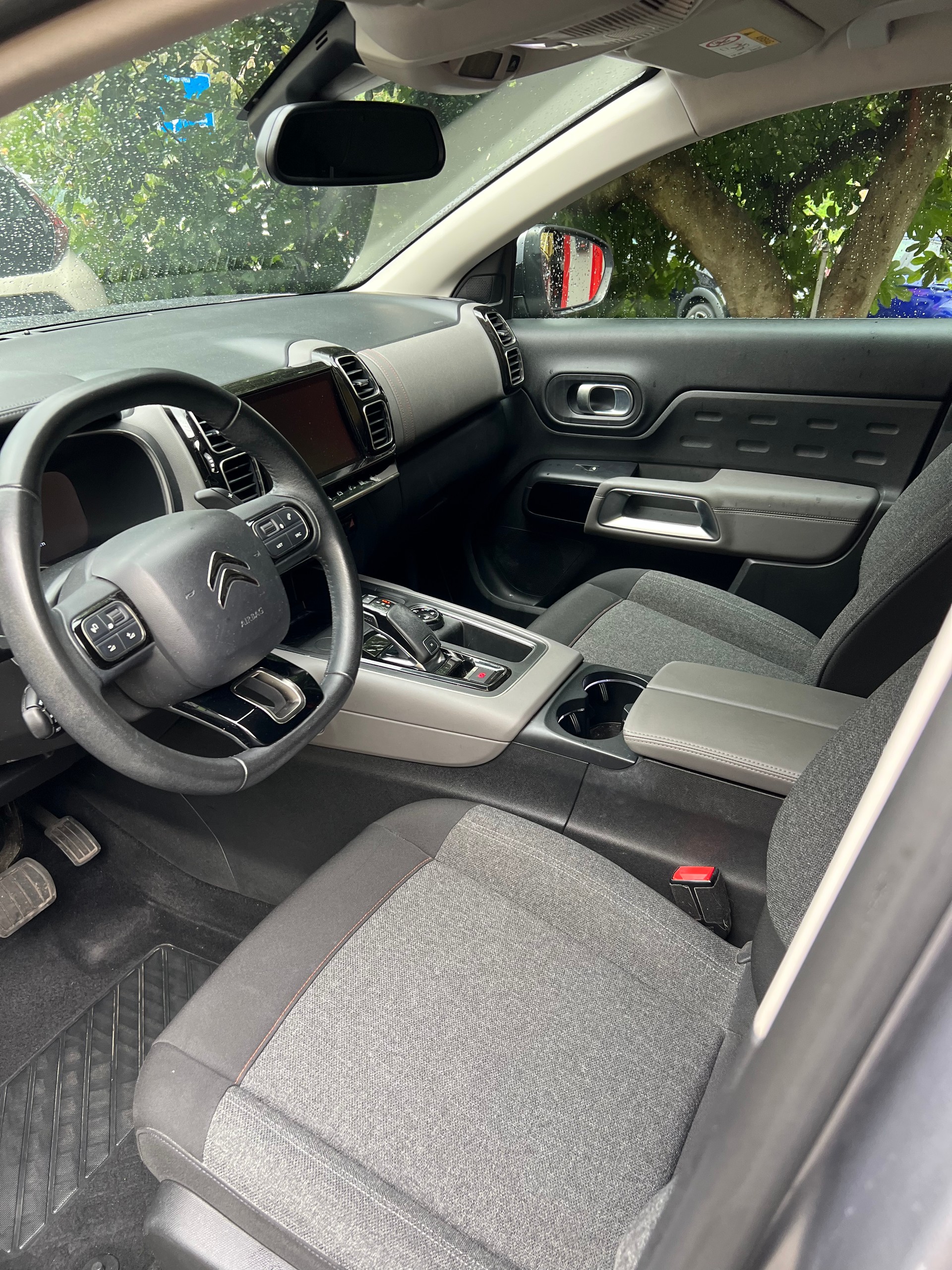 CITROEN C5 Aircross 1.5 BlueHD Feel EAT8-image-4