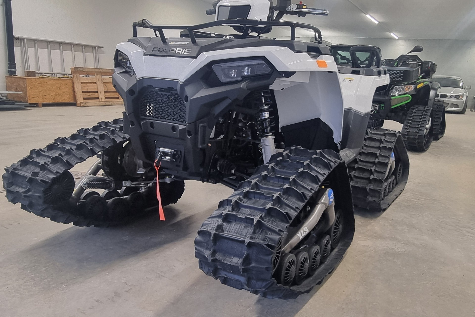 POLARIS Ab MFK mit Raupenkit und Räder L7e Kleinmotorfahrzeug-image-3
