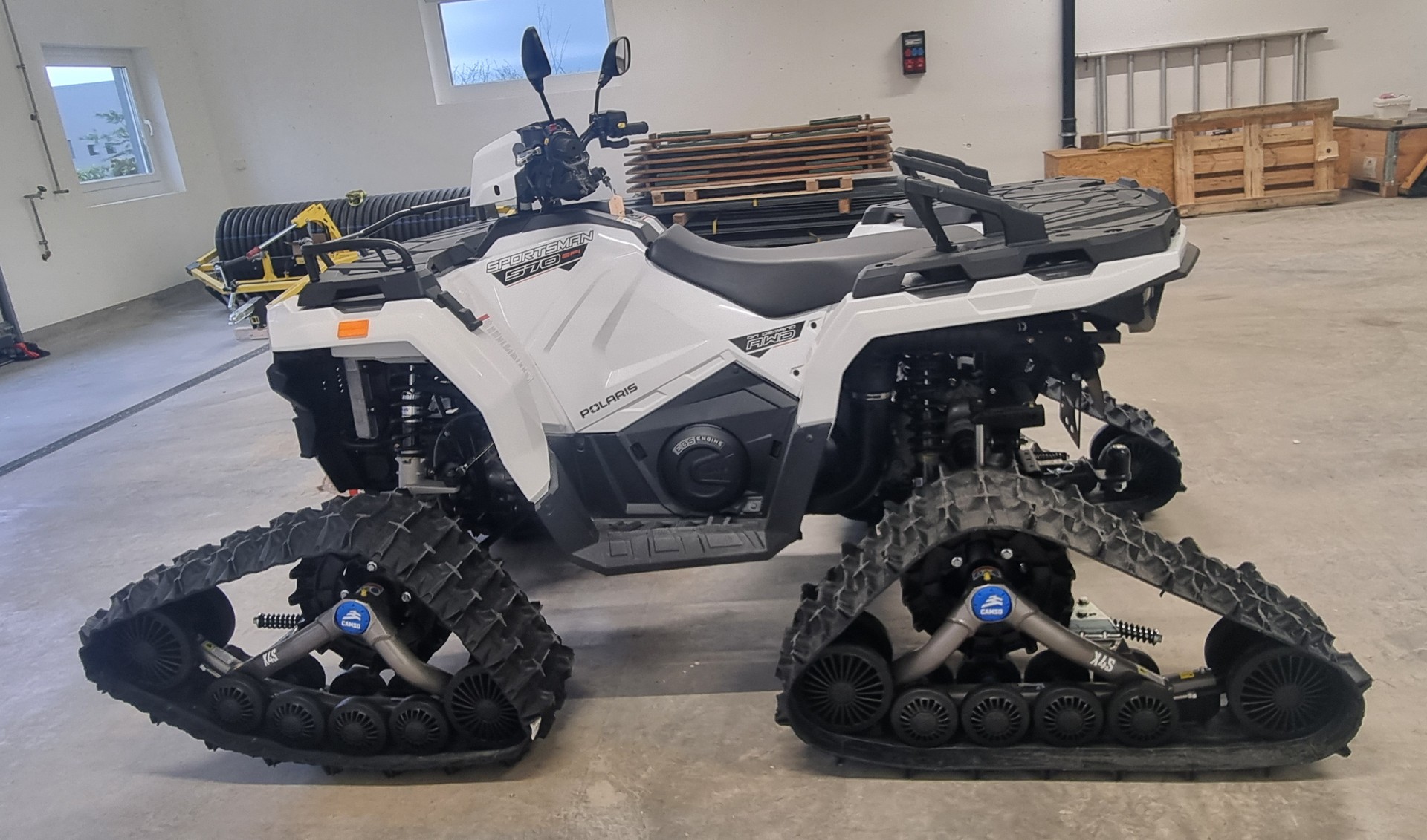 POLARIS Ab MFK mit Raupenkit und Räder L7e Kleinmotorfahrzeug-image-0