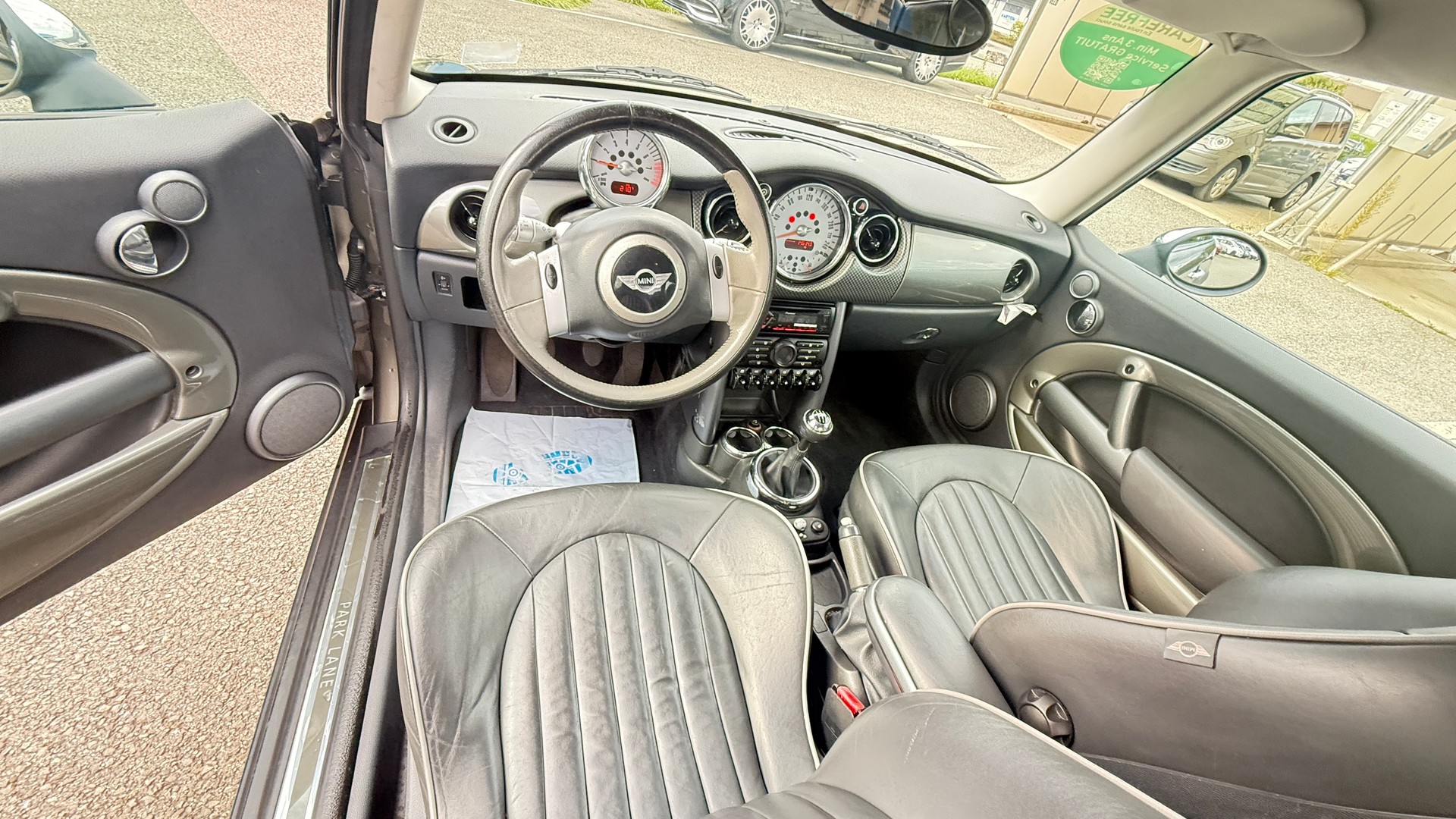 MINI One-image-8