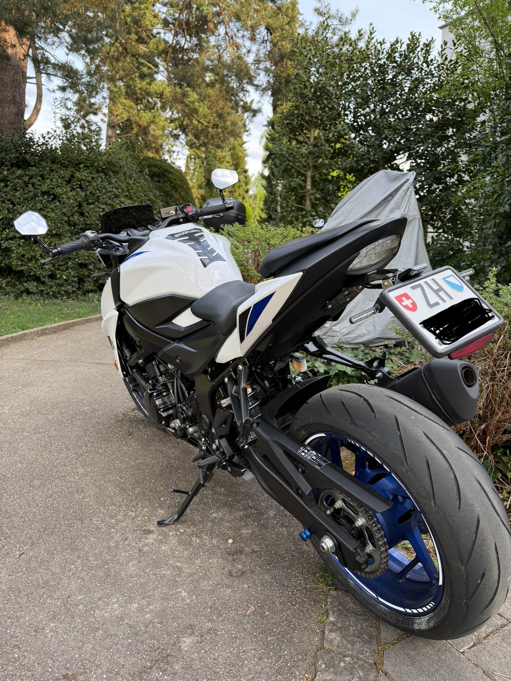 SUZUKI GSX-S 750 ABS-image-9