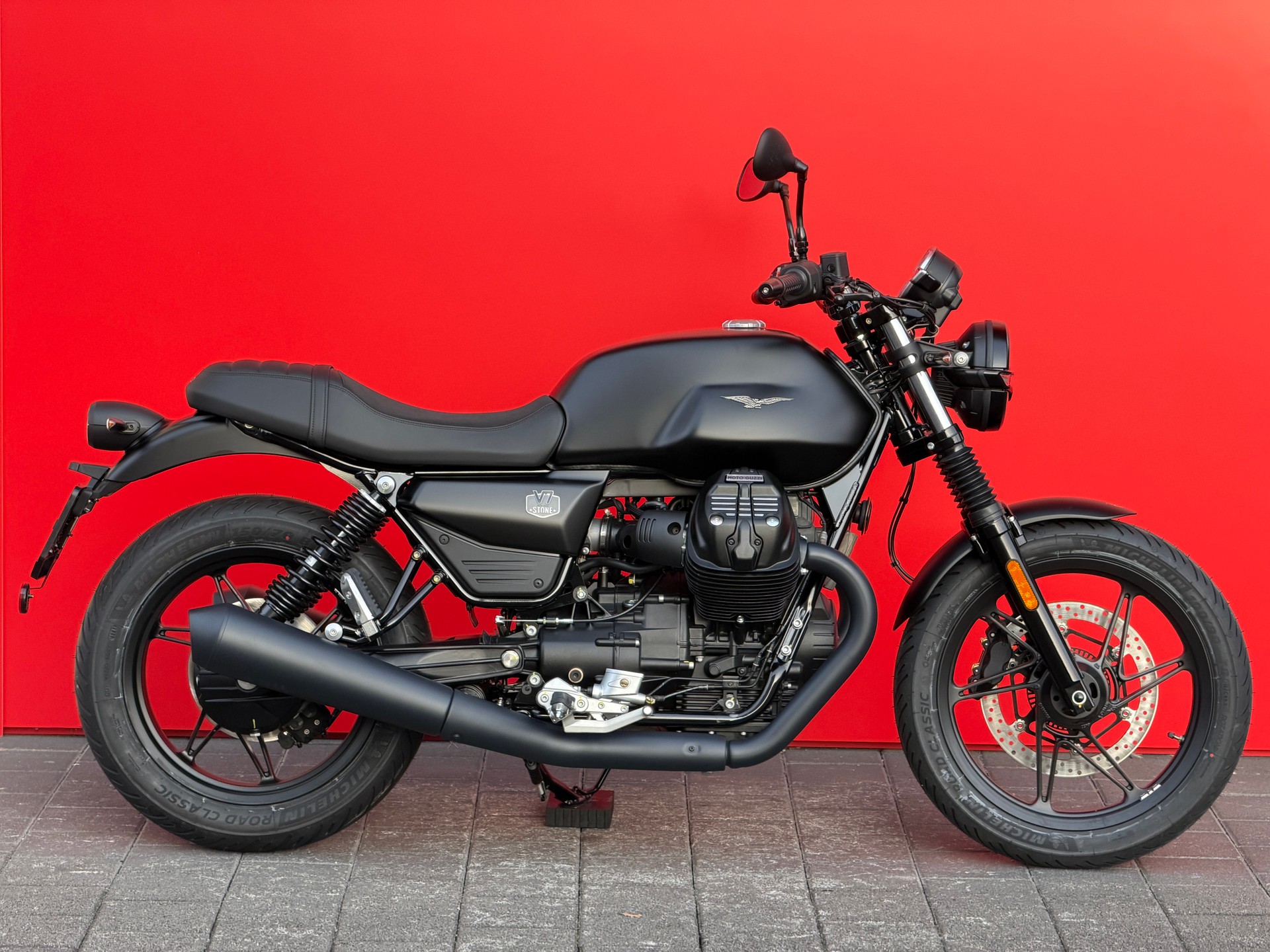 MOTO GUZZI V7 IV 850 Stone (35kW) E5+-image-0