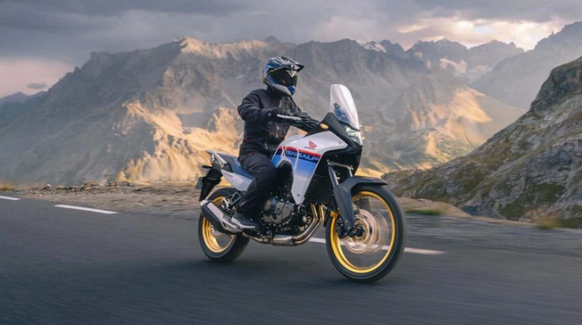 HONDA XL 750 Transalp Tricolor-image-0