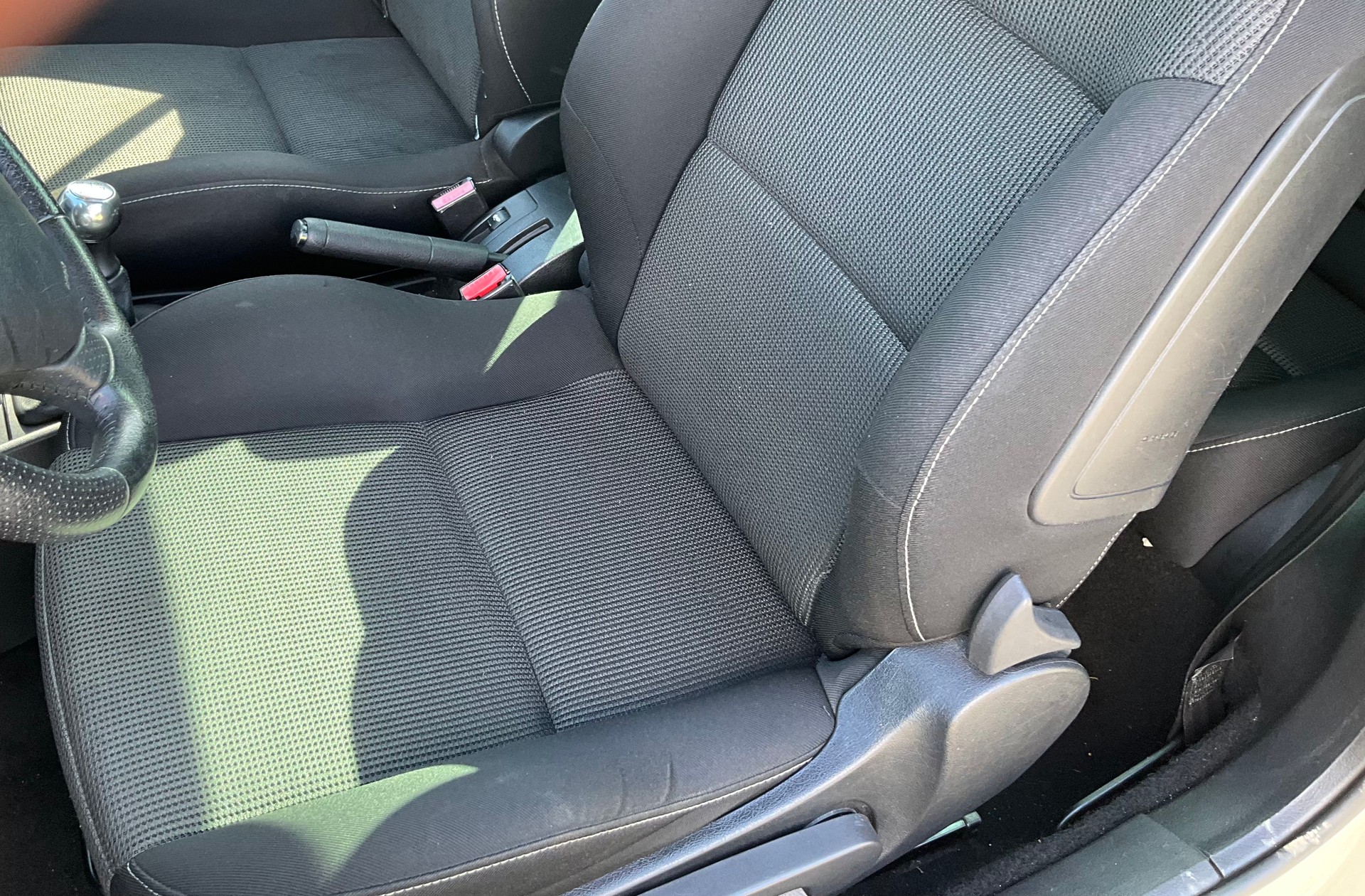 PEUGEOT 207 CC 1.6 16V Trendy-image-8
