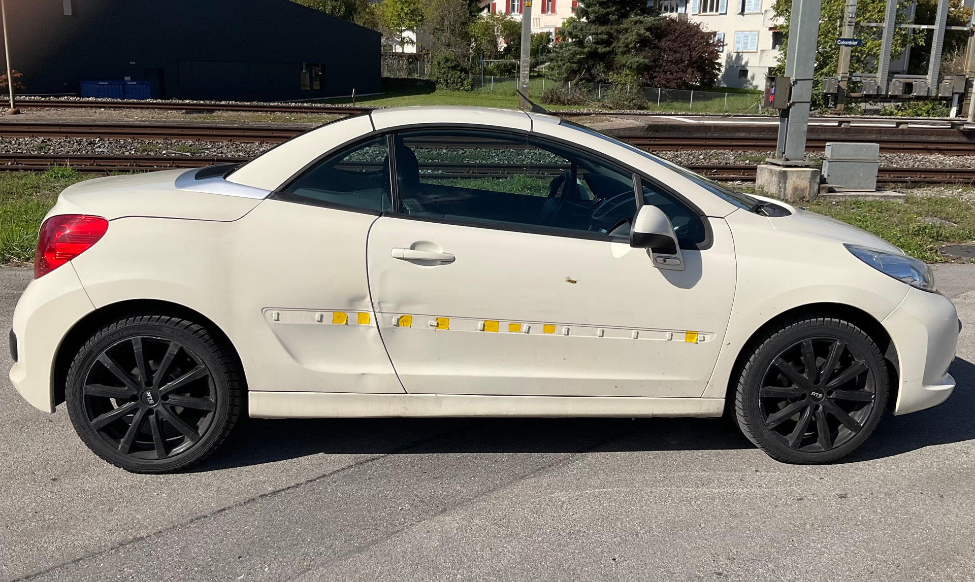PEUGEOT 207 CC 1.6 16V Trendy-image-2