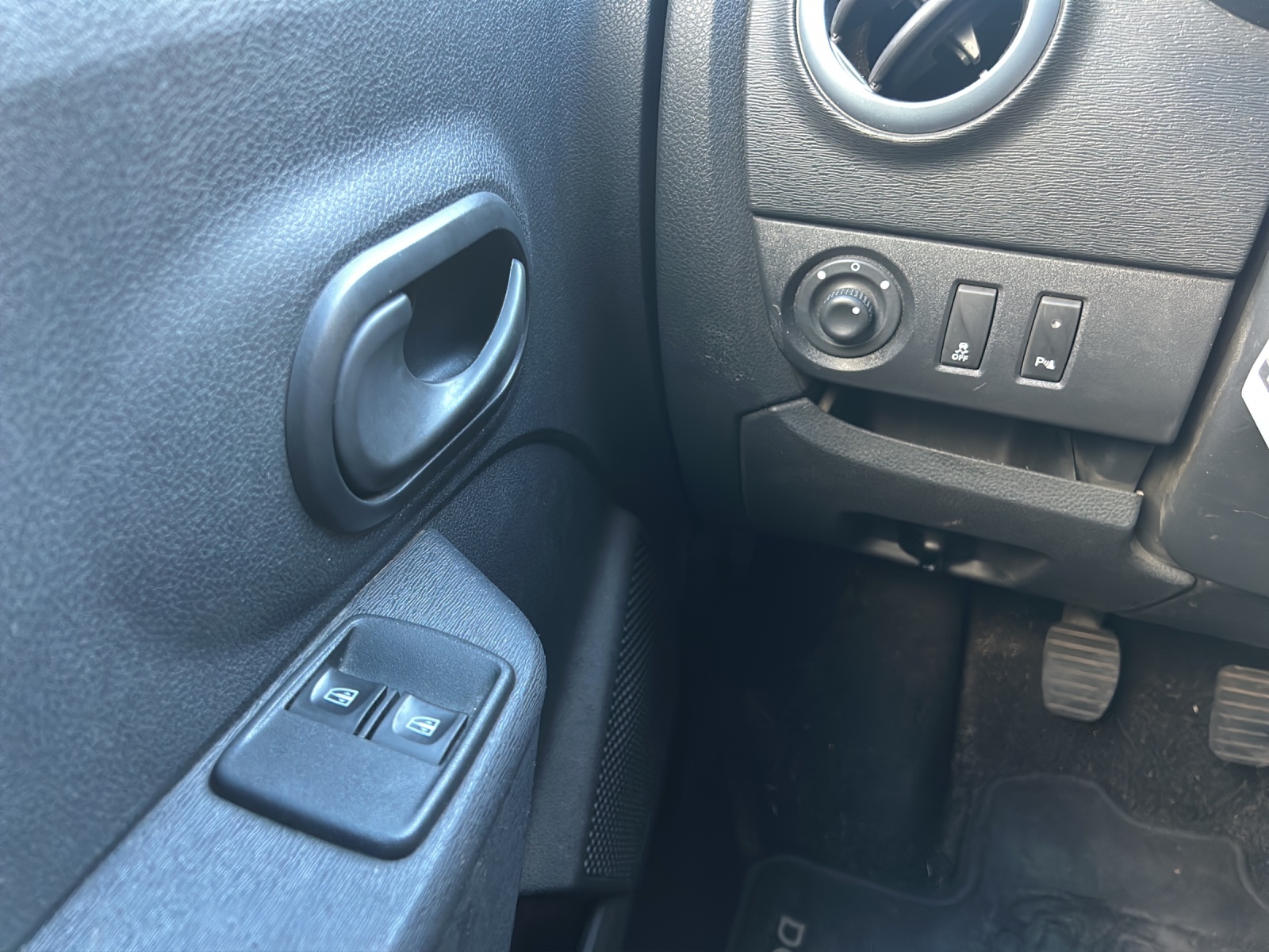 DACIA Dokker 1.2 T Stepway-image-17