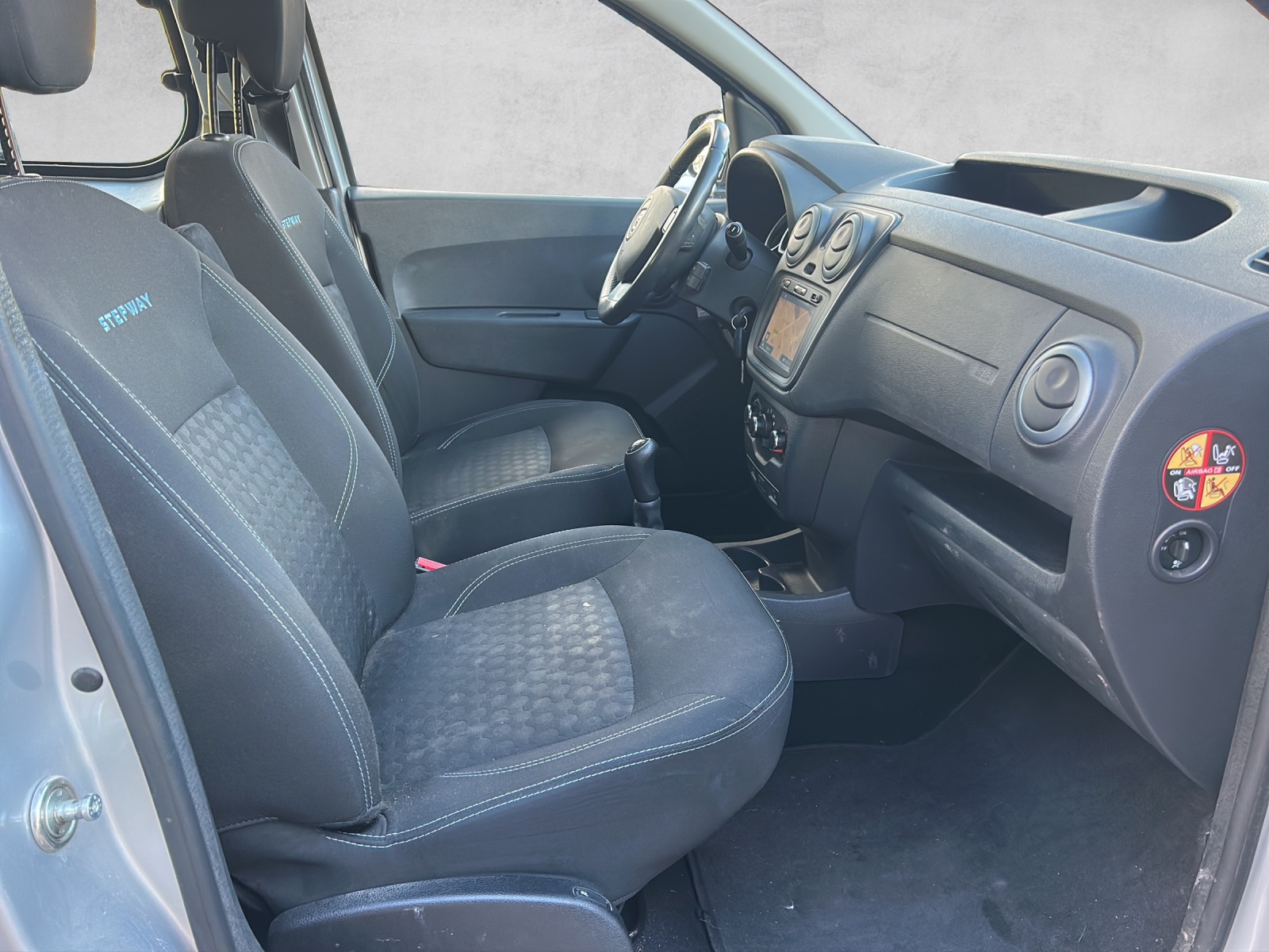 DACIA Dokker 1.2 T Stepway-image-9