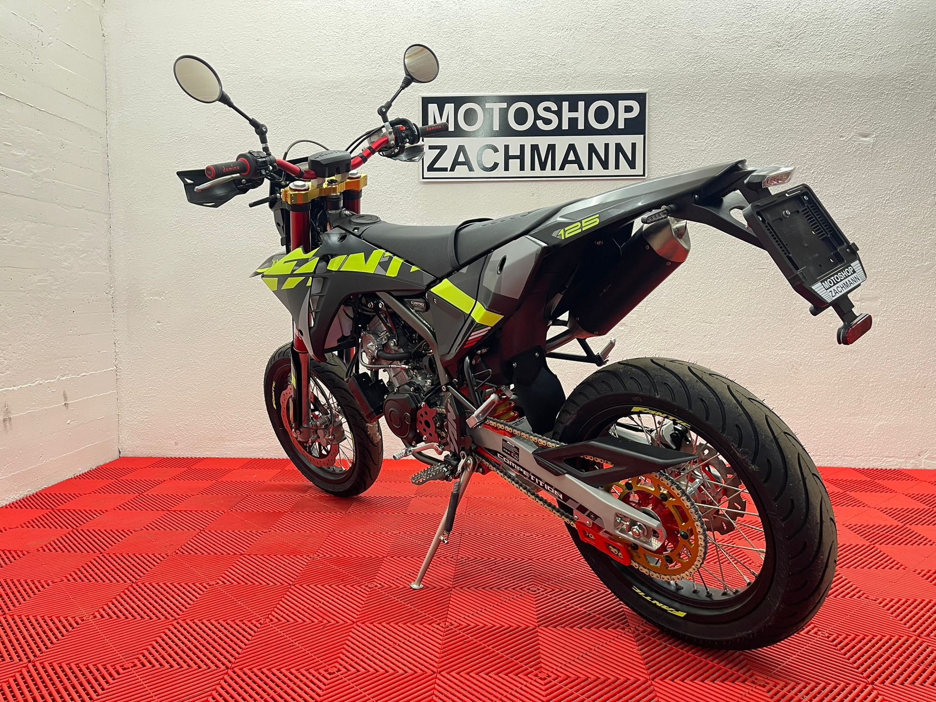 FANTIC XMF 125 Motard-image-5