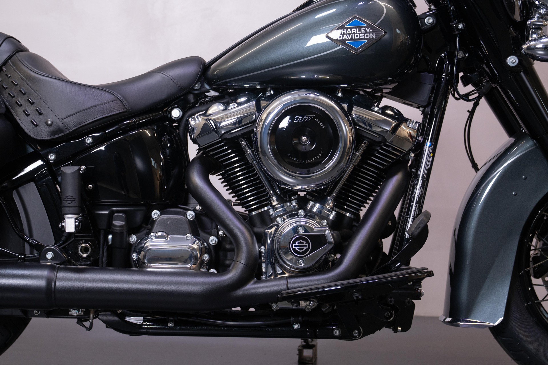 HARLEY-DAVIDSON FLHCS Heritage Classic 117-image-4