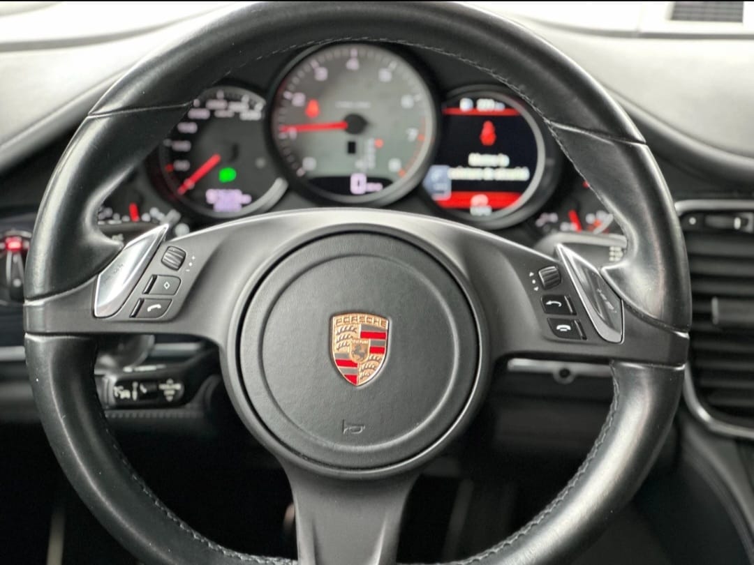 PORSCHE Panamera 4S 3.0 PDK-image-14