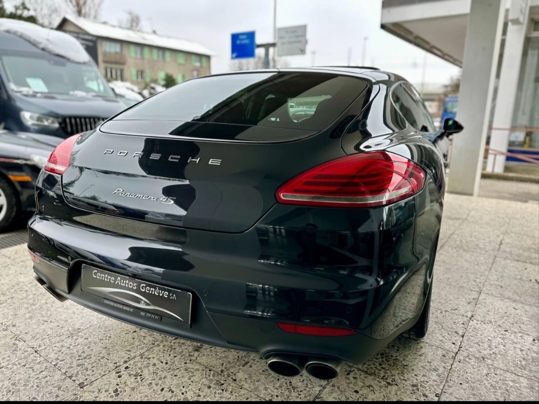 PORSCHE Panamera 4S 3.0 PDK-image-10