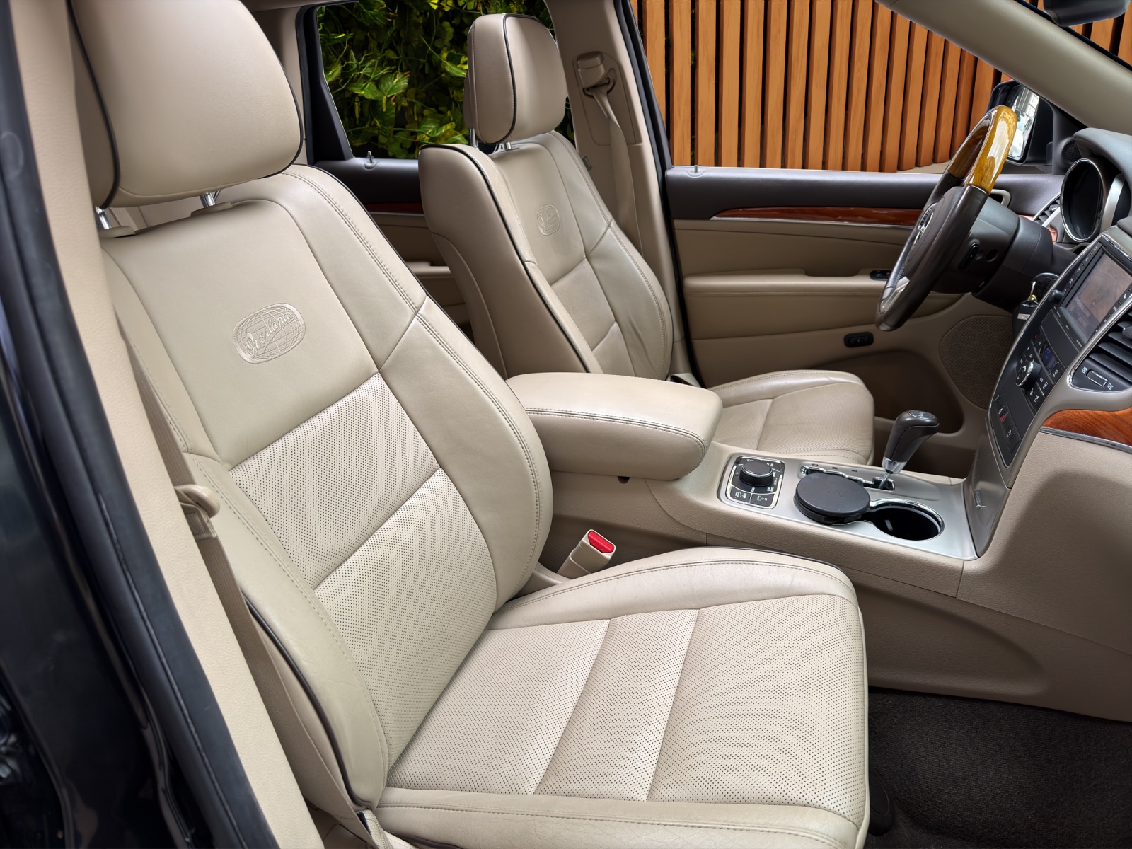 JEEP Grand Cherokee 3.0 CRD Overland Automatic-image-15