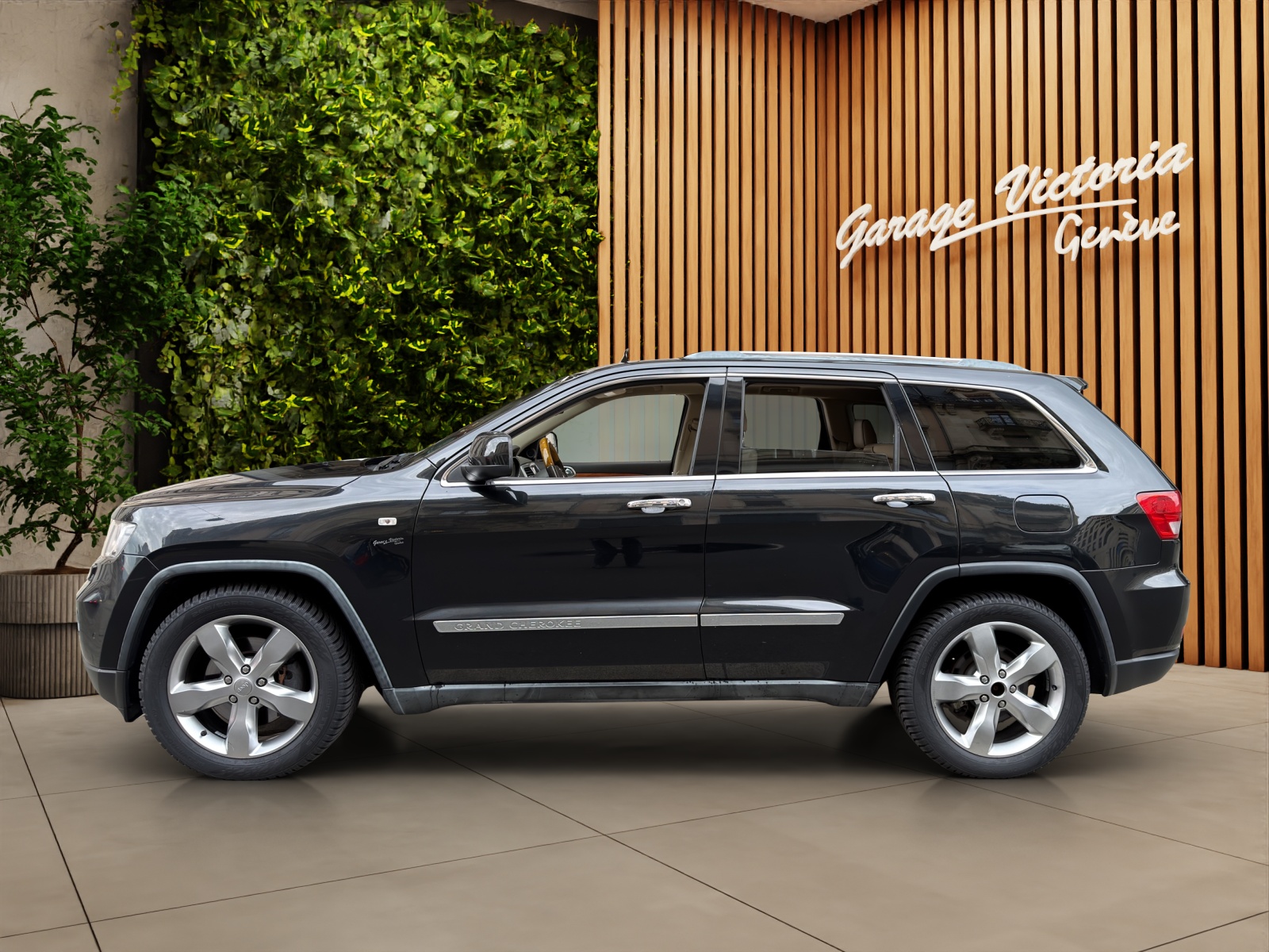 JEEP Grand Cherokee 3.0 CRD Overland Automatic-showroom-element-3